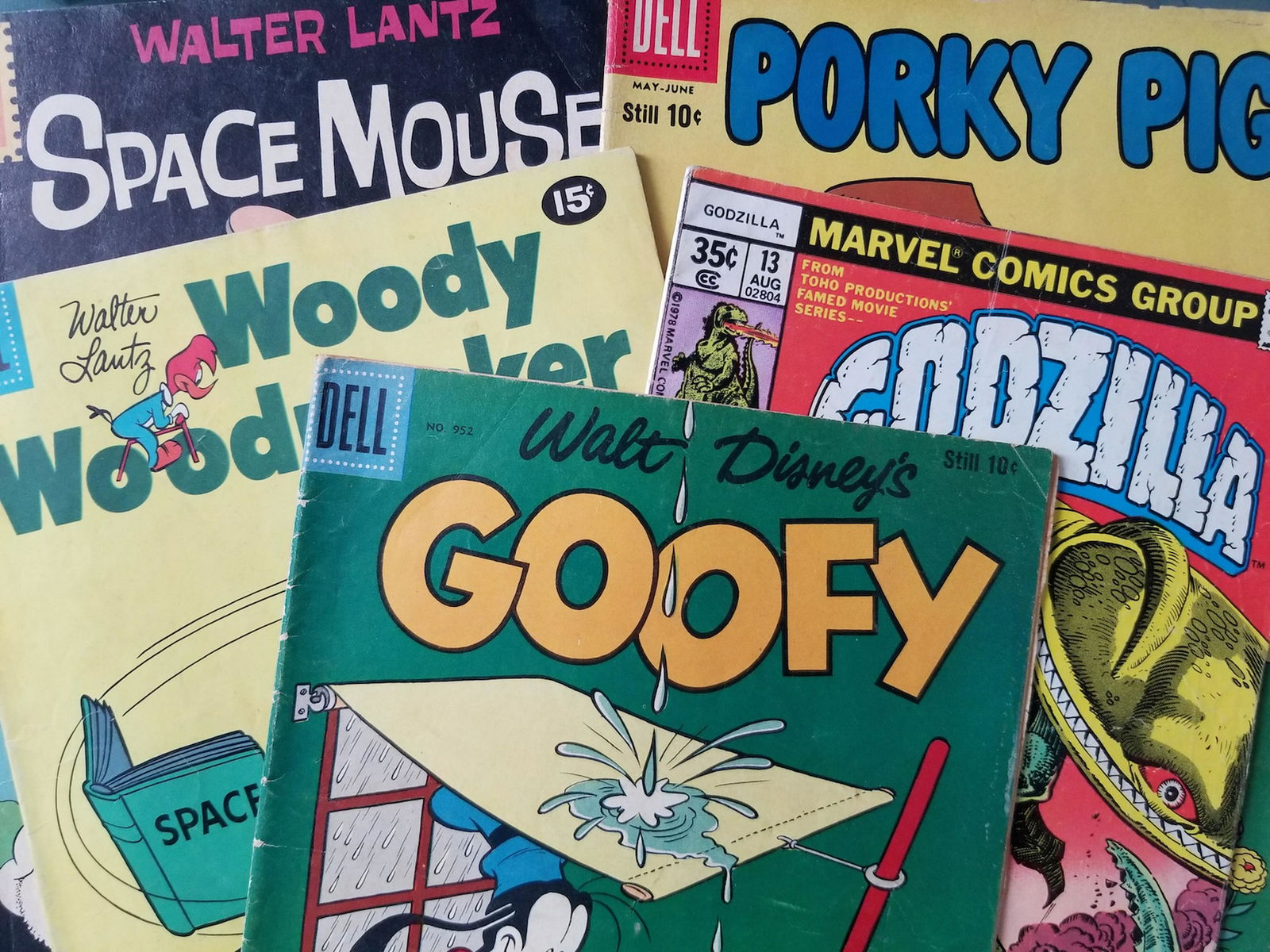 Set of 5 Vintage Comics (1 of 6)