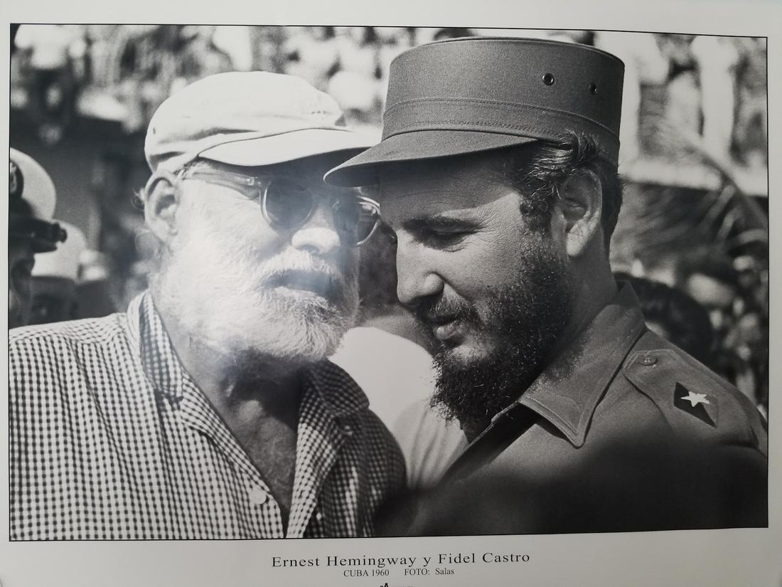 High Quality Print - Ernest Hemingway & Fidel (1 of 1)
