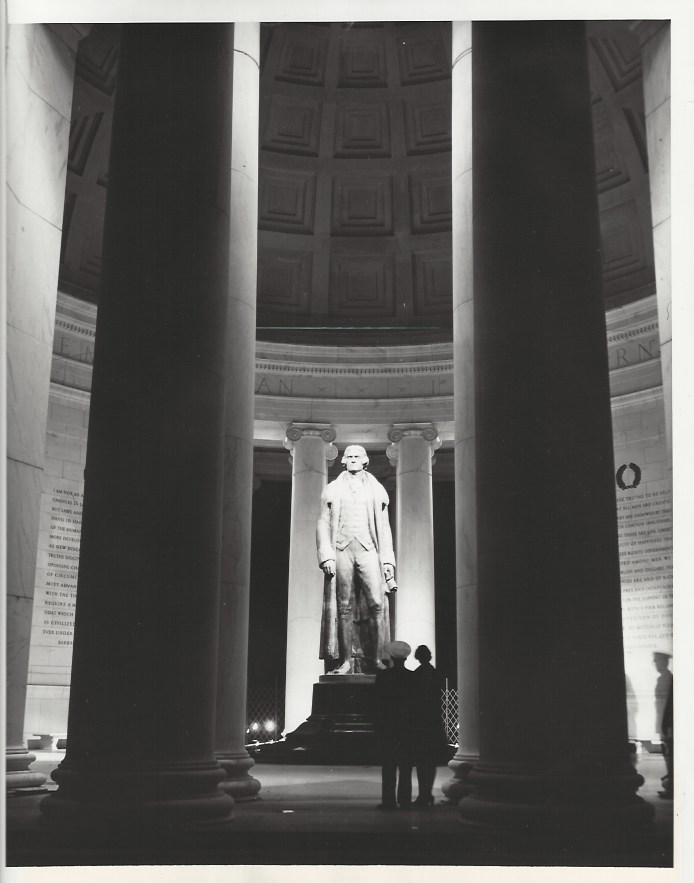 1943 Thomas Jefferson statue at Washington (1 of 1)