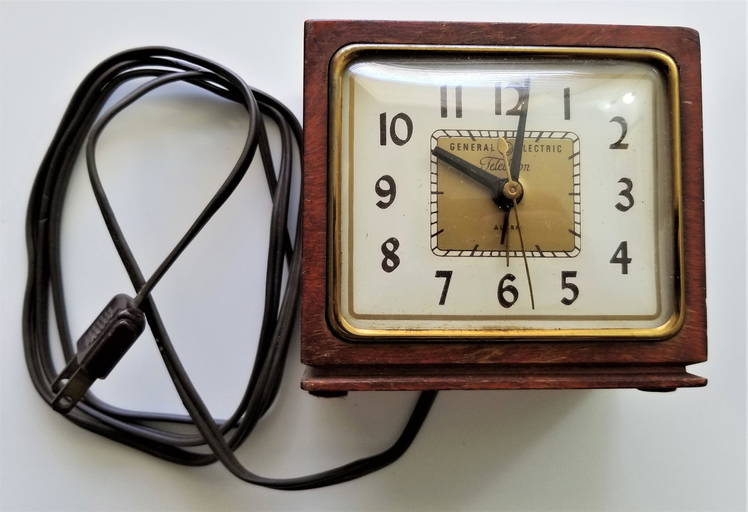 Vintage General Electric table clock. Mar 01, 2021 Global