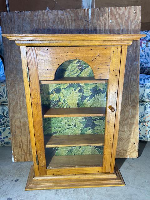 Masonite backing-vintage medicine cabinet: Vintage wooden Masonite backed medicine cabinet (hanging or mantle) green fern lining on interior (backdrop) 19.5 wide x 27.75 tall x 6.5 deep