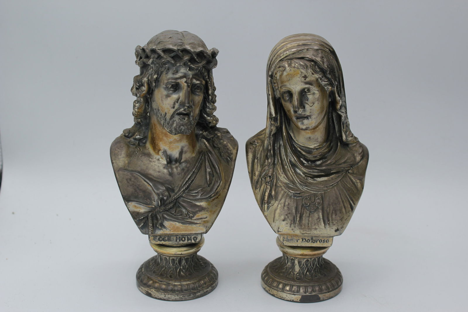 Jesus Christ & Virgin Mary Gilt Metal Busts Vintage (1 of 4)