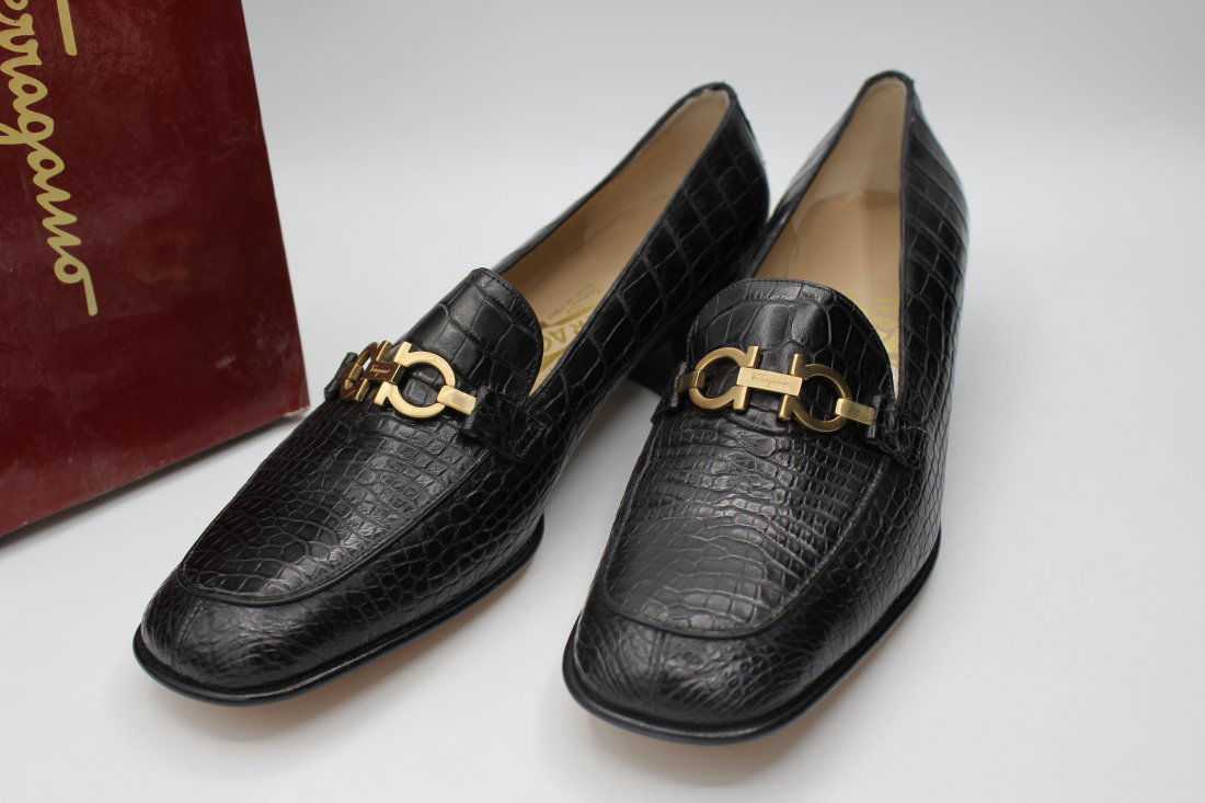 Salvatore Ferragamo Crocodile Nero Calf: nero crocodile nero calf- black crocodile leather heels with gold buckle- size 9.5 B- made in italy