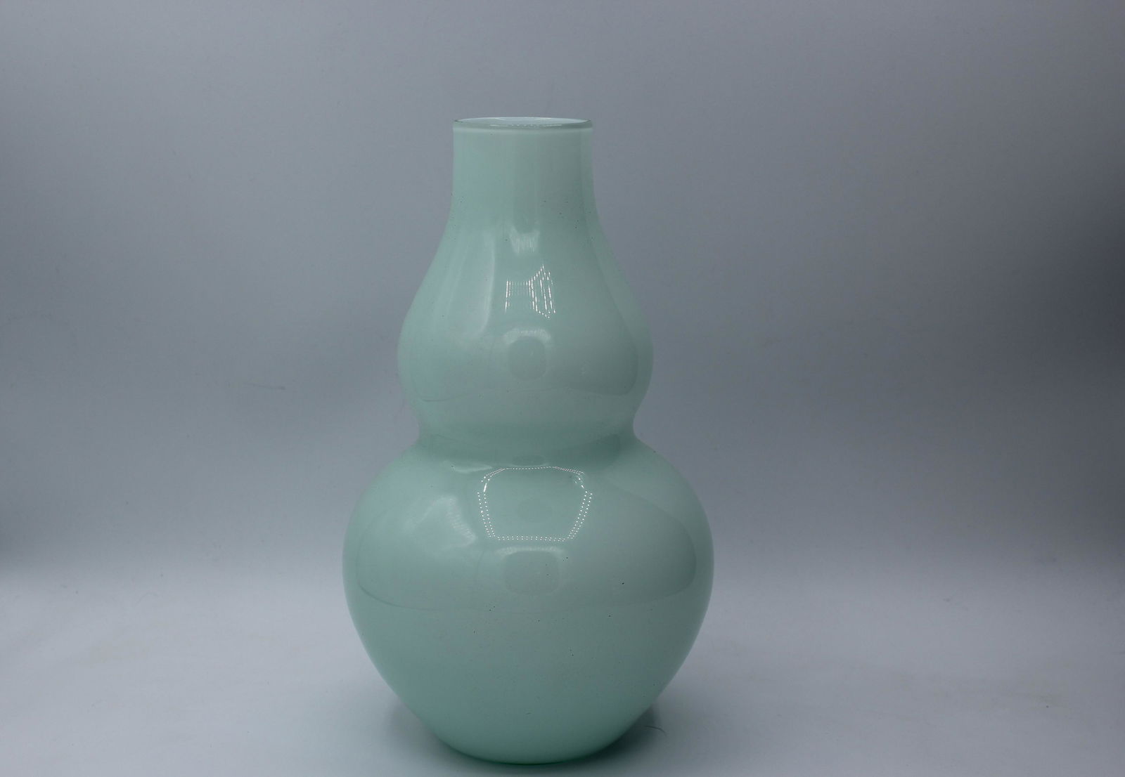 Venini Signed Murano Vetri Vase - 1981 (1 of 6)