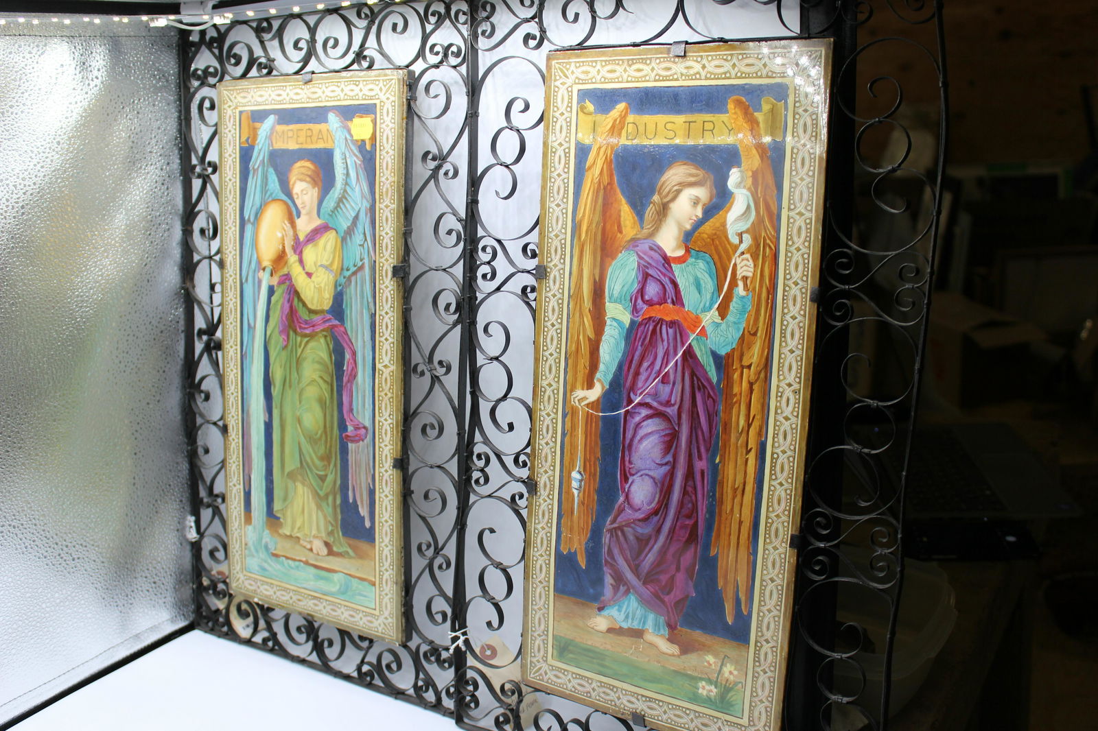 2 tiles on metal frames - 1 tile metal frame - Industry (1 of 10)