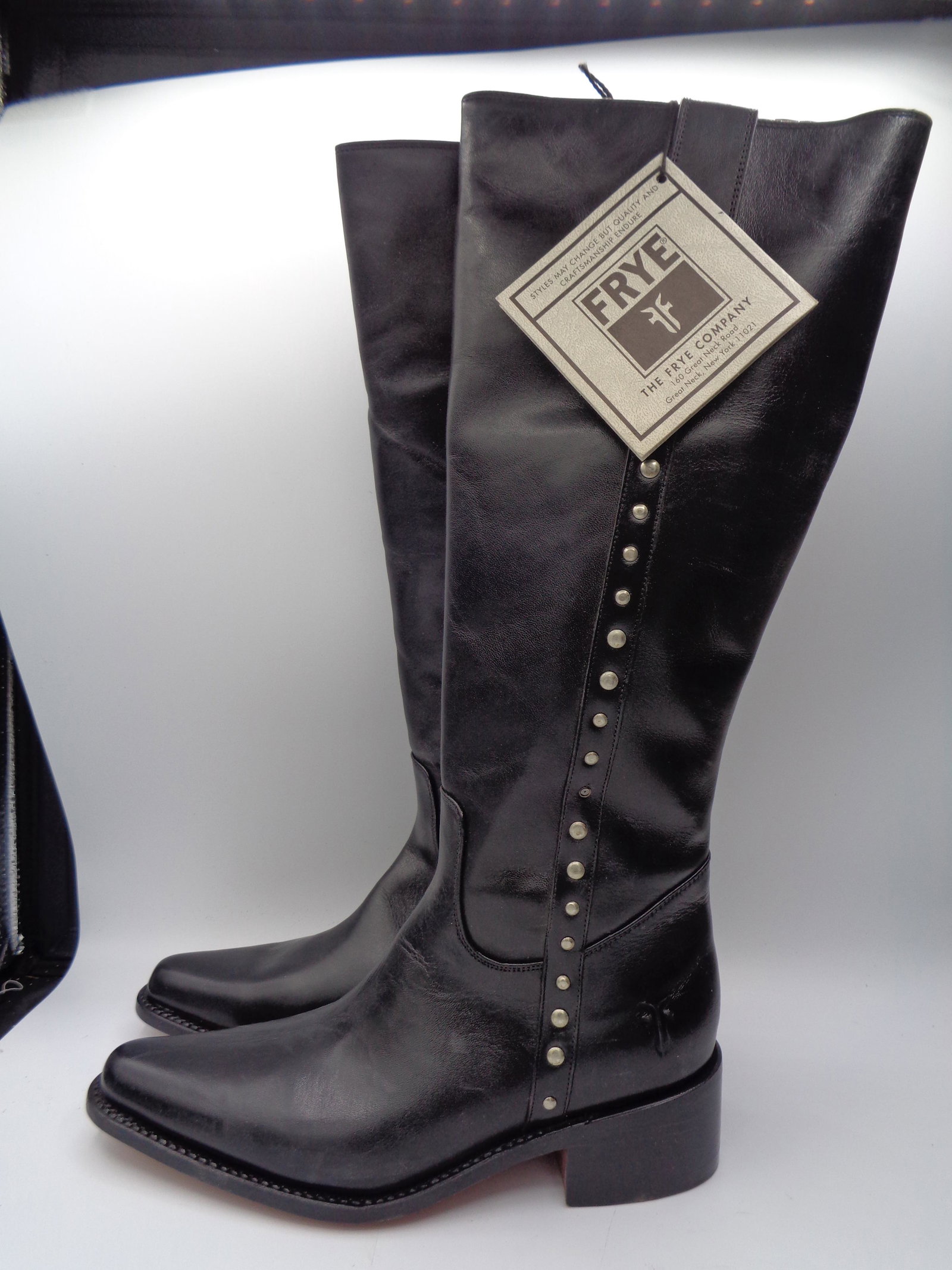 Vintage Rare Leather Knee High FRYE Boots: Side zipper, silver accents. Size 8.5.
