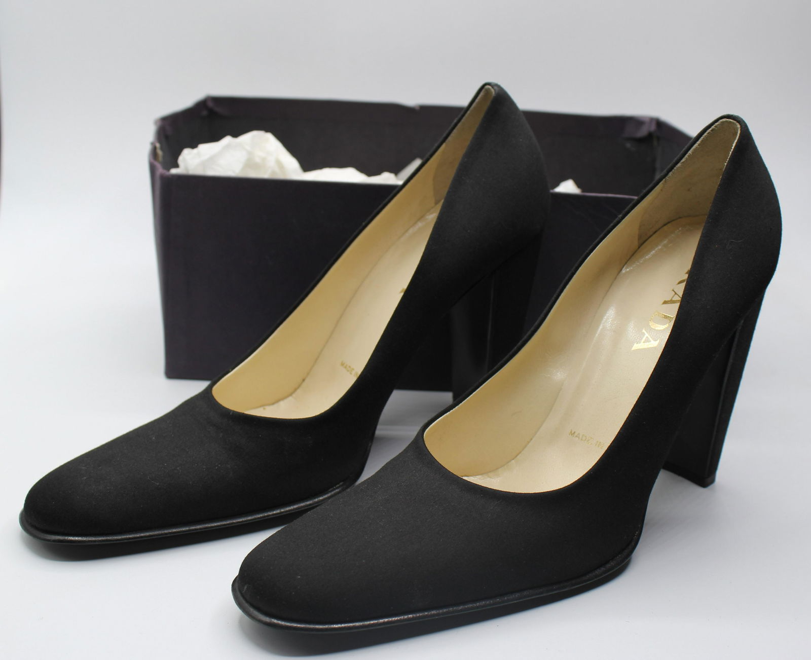 Vintage Prada Women's Pumps (1 of 6)