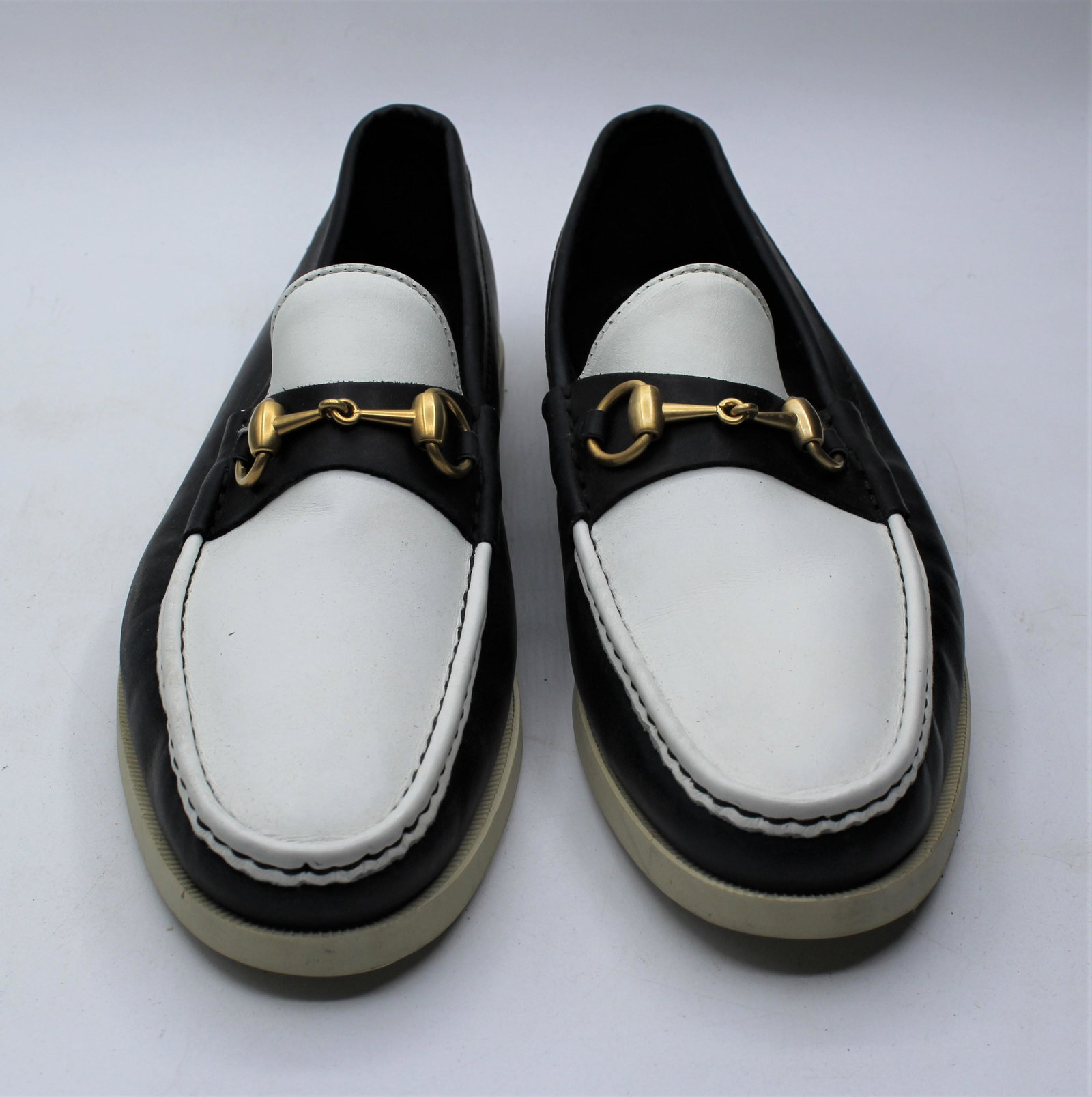 Vintage Gucci Sailing Loafers (1 of 9)