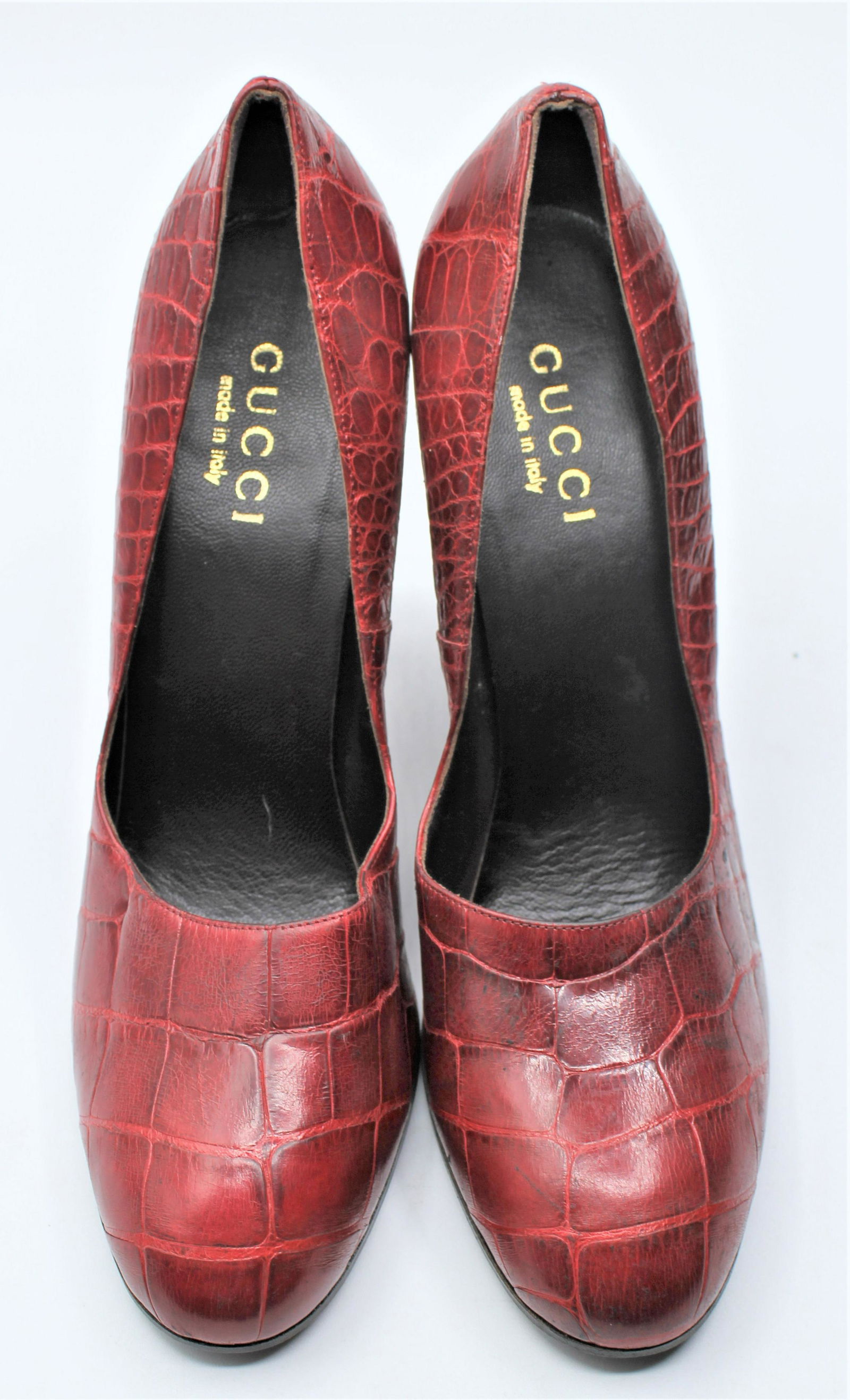 Gucci Snake Skin Red Pumps (1 of 5)