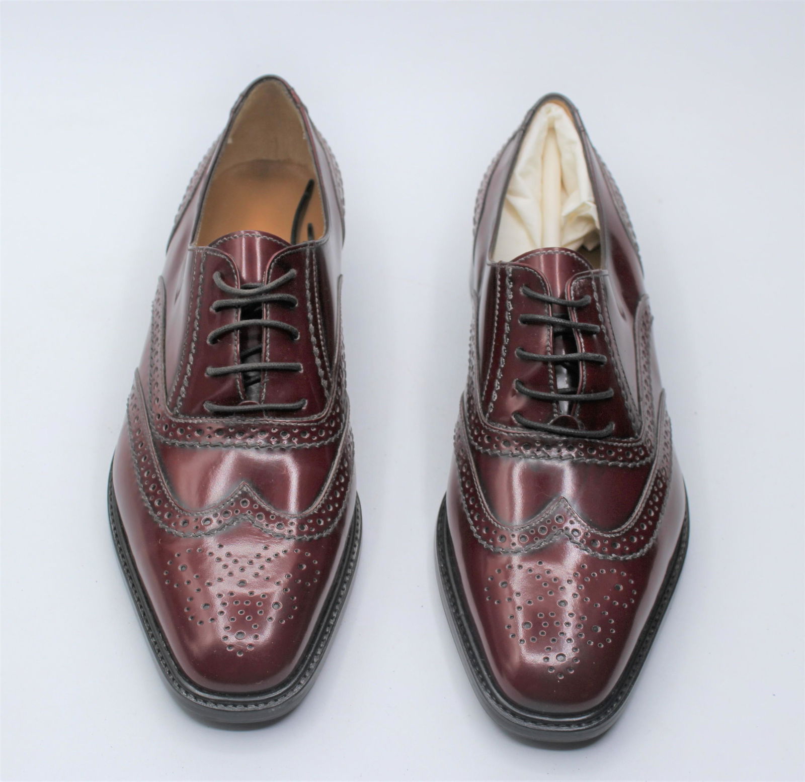 Salvatore Ferragamo Oxford Burgundy Shoes: Bordeaux calf-red patterned leather with black laces and black bottom- men's size 7 C.