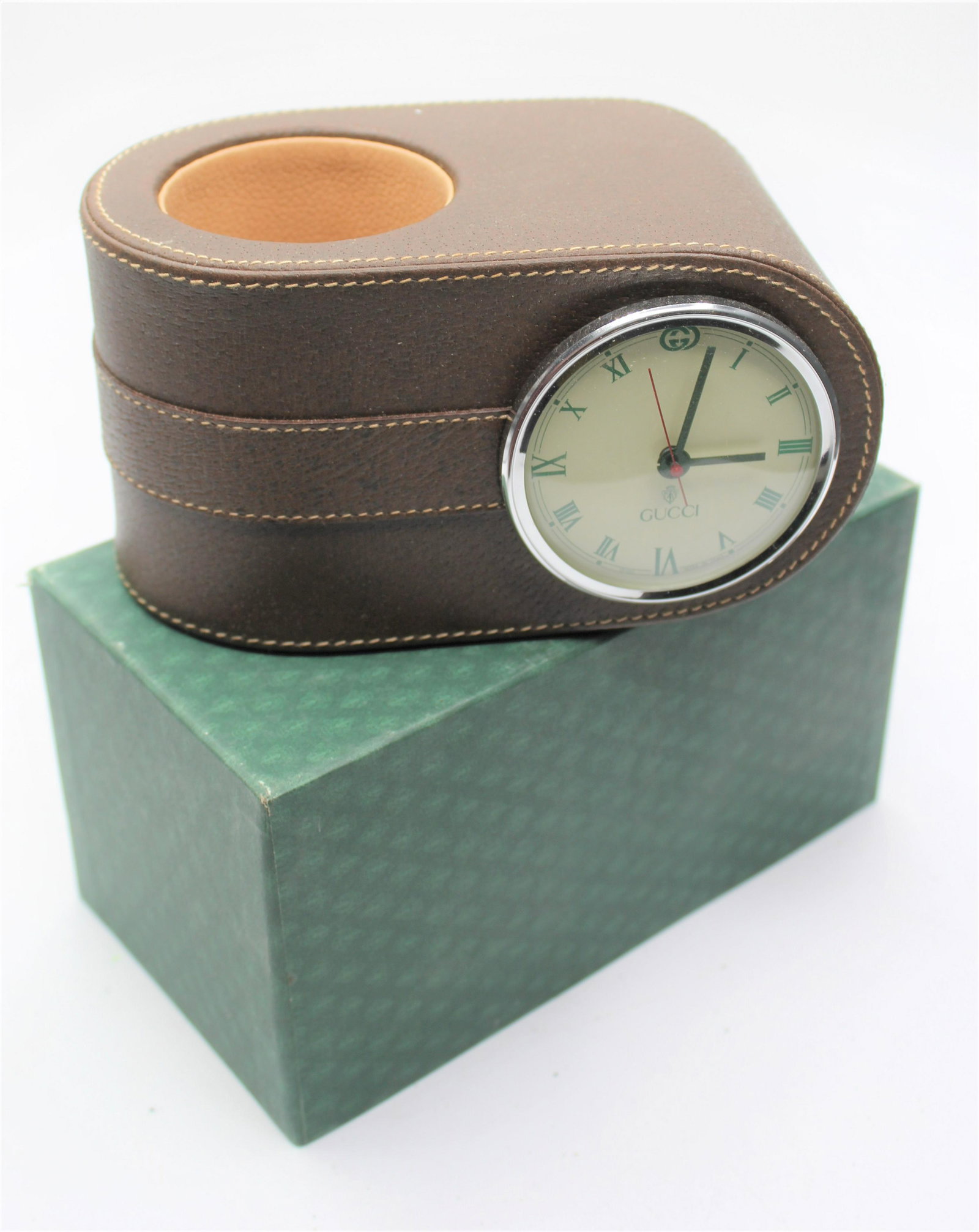 Gucci Clock & Pen Holder (1 of 3)