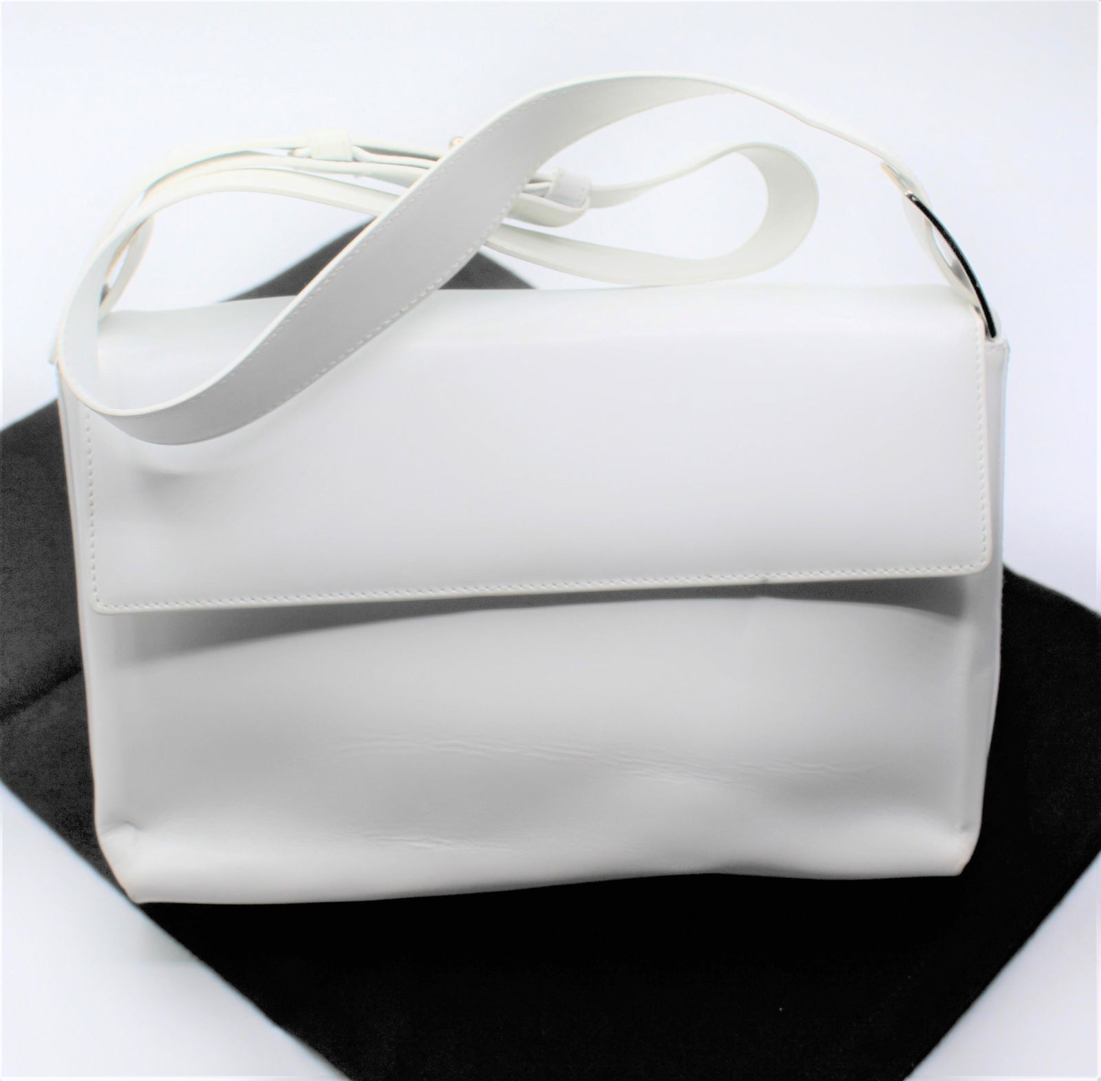 Ferragamo White Leather Purse (1 of 3)