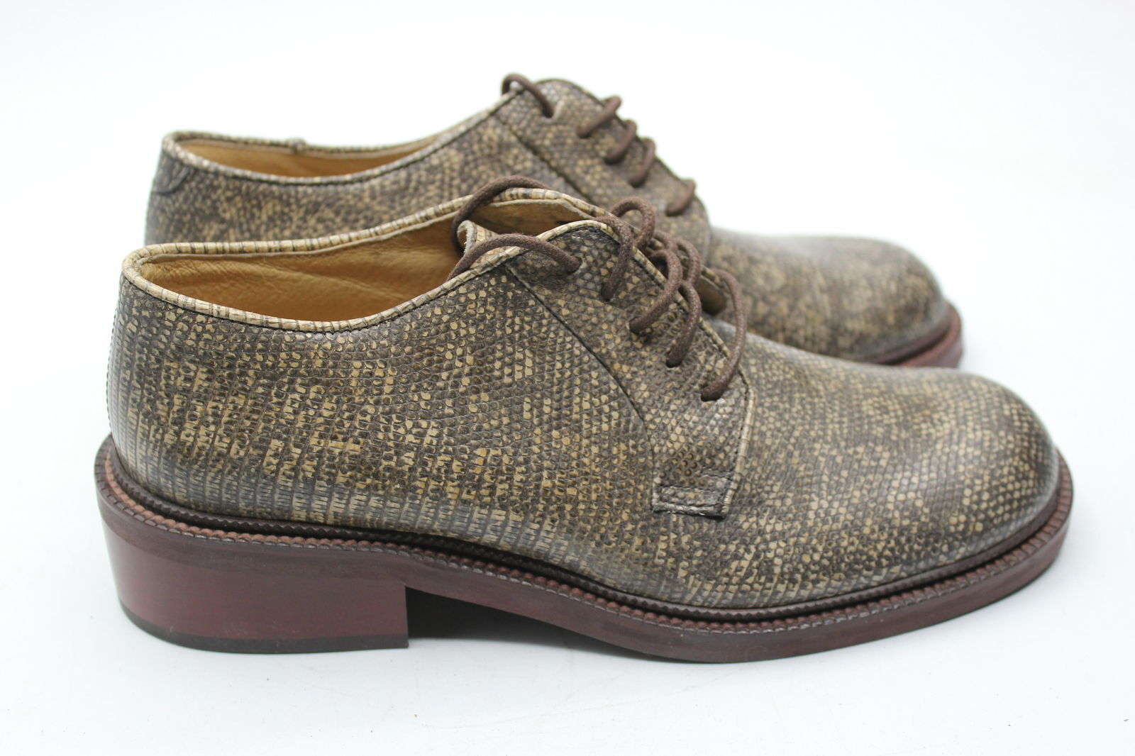 DKNY Men's Dress Shoes: Unique, leather dress shoes with snakeskin pattern! Brown laces. Made in Italy. Size 7.5.