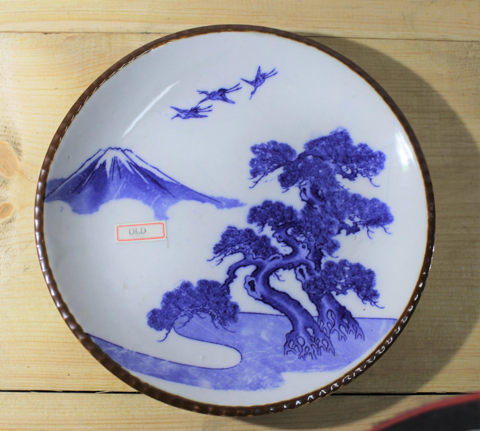1900s Japanese Blue and White Igezara Plate: 1900s Japanese Blue and White Igezara Charger With Mt Fuji, Pine, and Cranes Motif. 9.5in bottom.