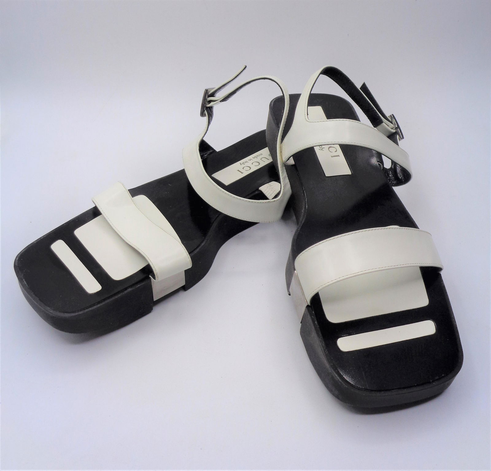 Women's Gucci Sandals (1 of 4)