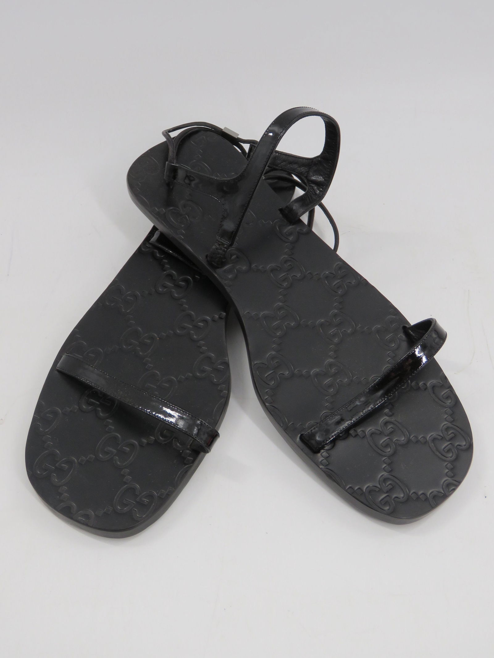 Black Strap Gucci Flats (1 of 4)