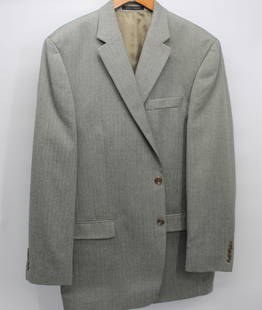 Chaps Men's Sports Coat: Stylish, men's sportcoat made of ultra soft fabric for a soft and silky feel. Item has 1 exterior breast pocket and two lower pockets. There is also 1 interior pocket. Size 44L.