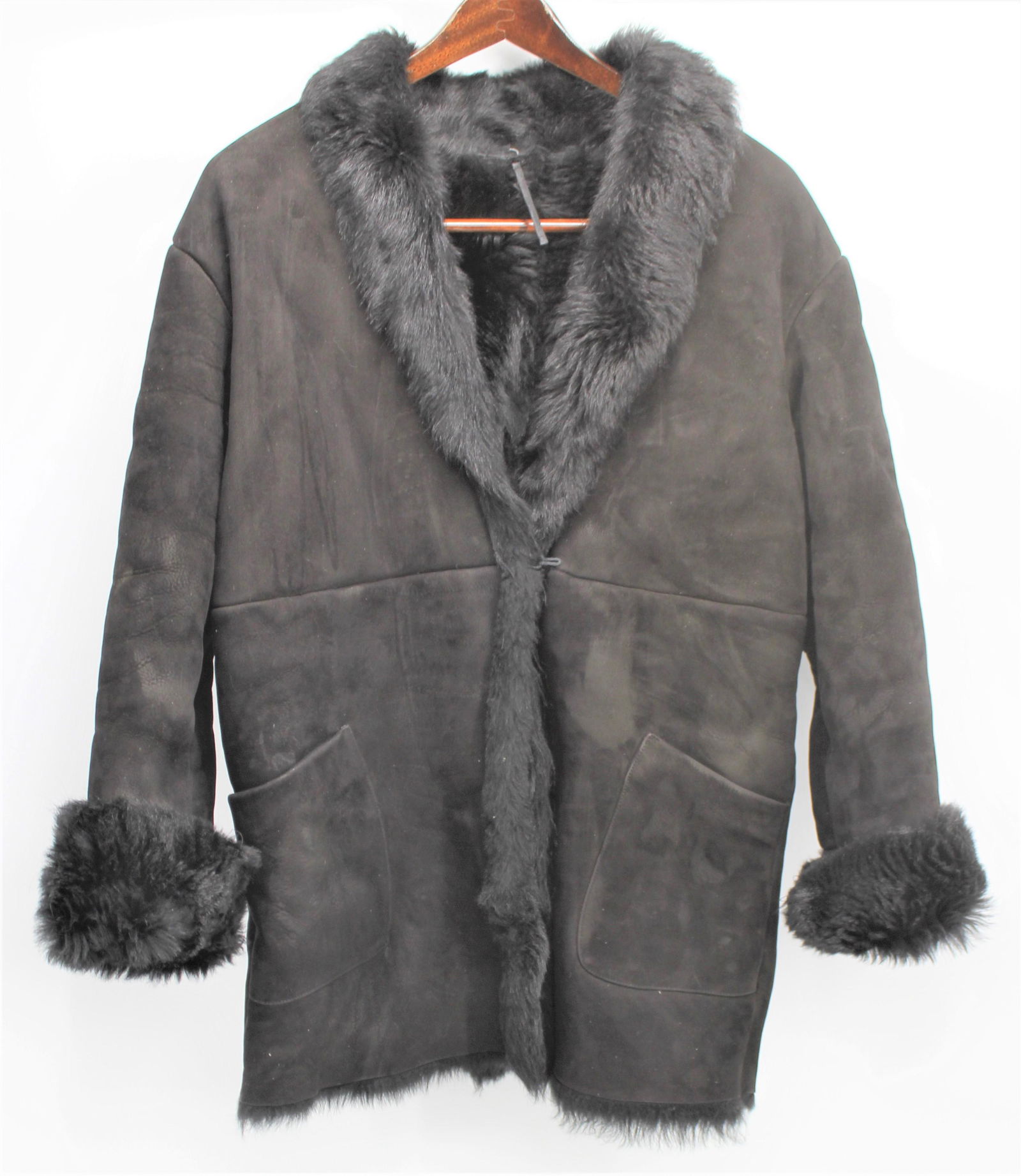 Ruffo Women's Coat With Fur Lining (1 of 6)