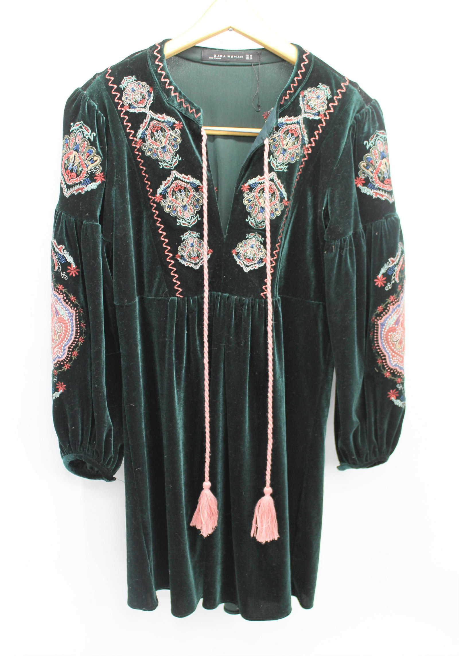 Zara Woman Velvet Green Dress: Cute and cozy, green velvet Zara dress, with beautiful embroidery! A really lovely "Boho" piece. Size X-small.