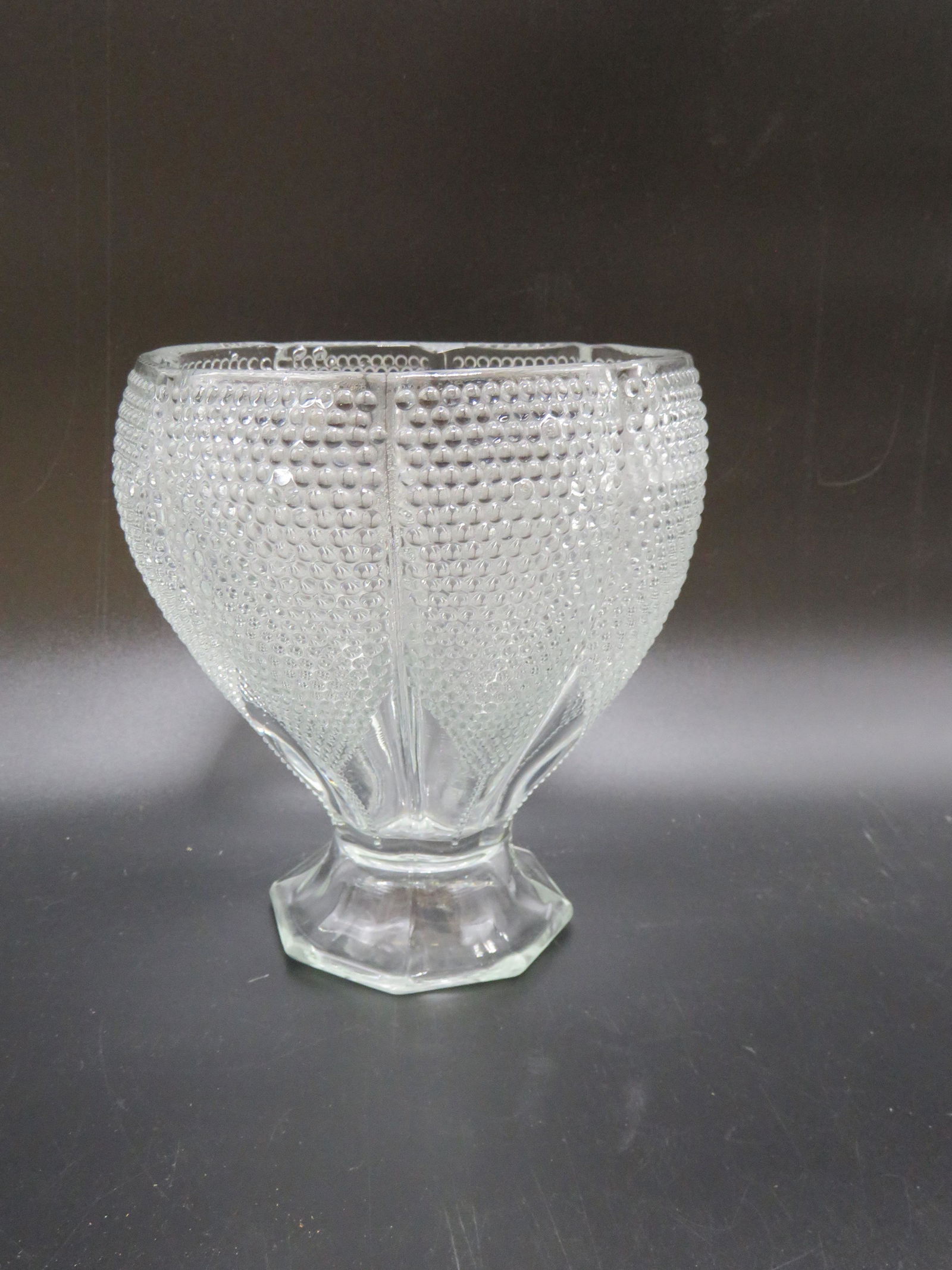 1940s L.E Smith Cupped Vase (1 of 4)