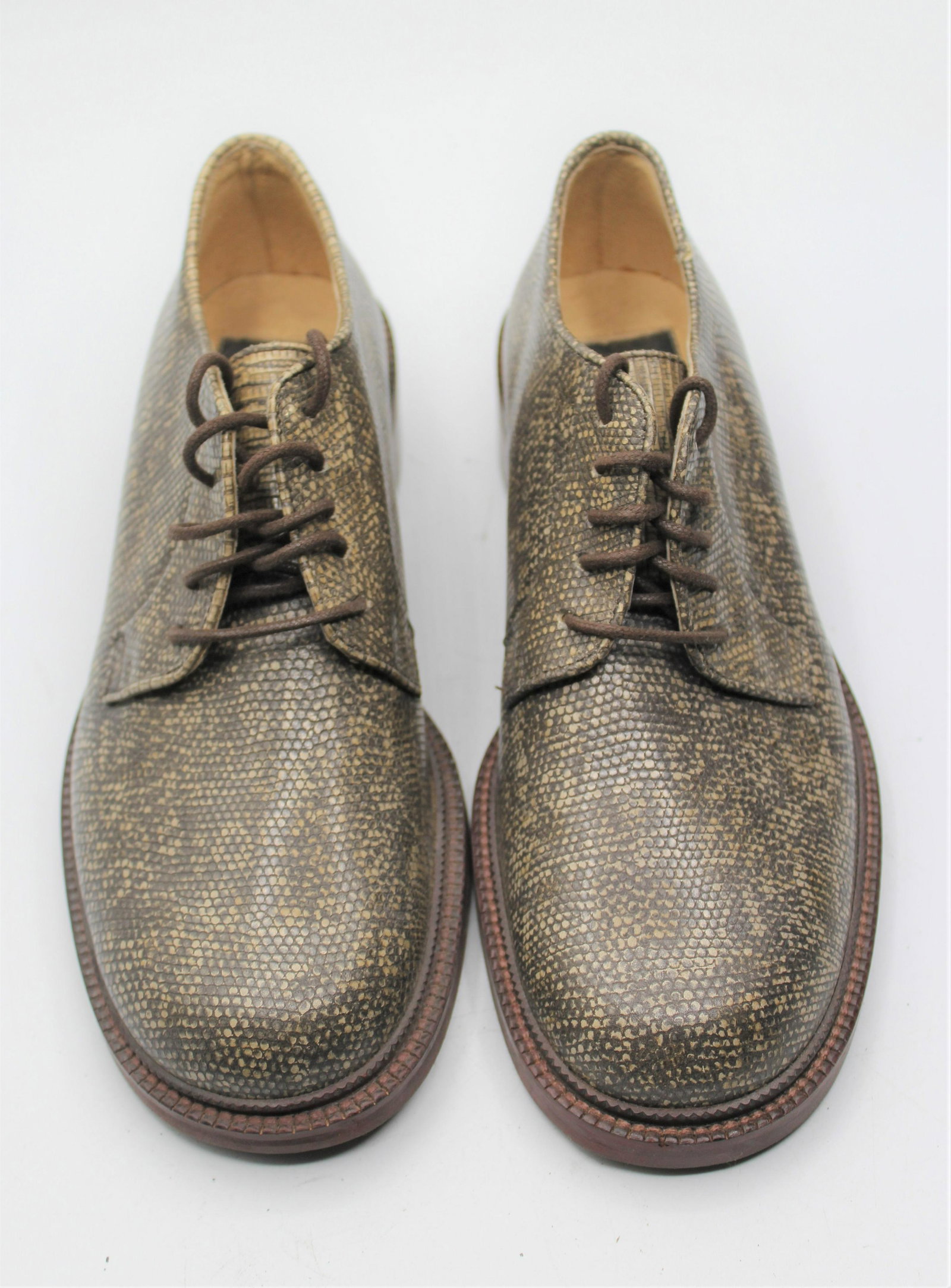 DKNY Men's Dress Shoes: Unique, leather dress shoes with snakeskin pattern! Brown laces. Made in Italy. Size 7.5.