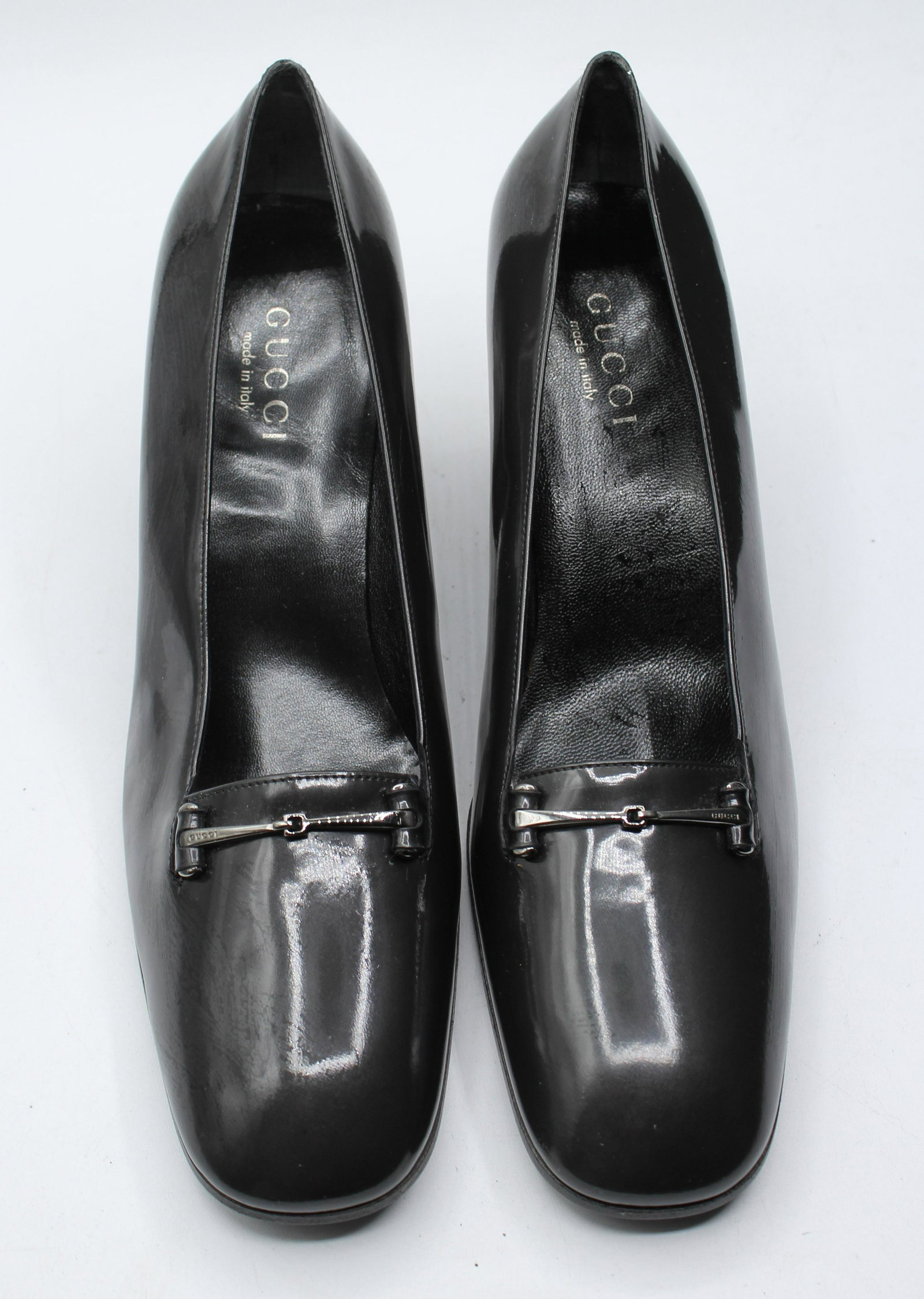 Gucci Steel Grey Heels: Patent leather, size 10.5, silver accents.