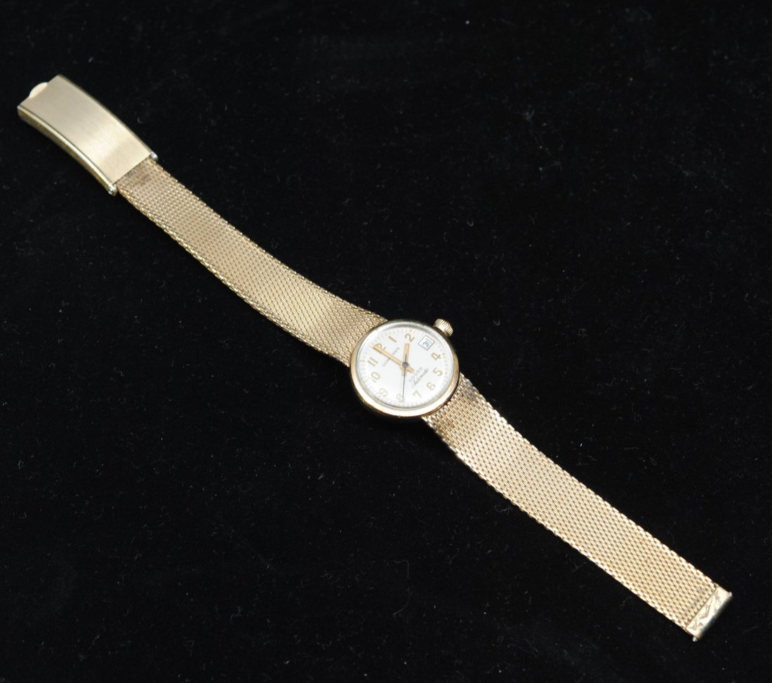 Gold Filled Steel Longines Watch: The Longines Automatic watch is marked 10K goldfilled steel, steel back, on the back. The watch is in good condition. Jewelry.
