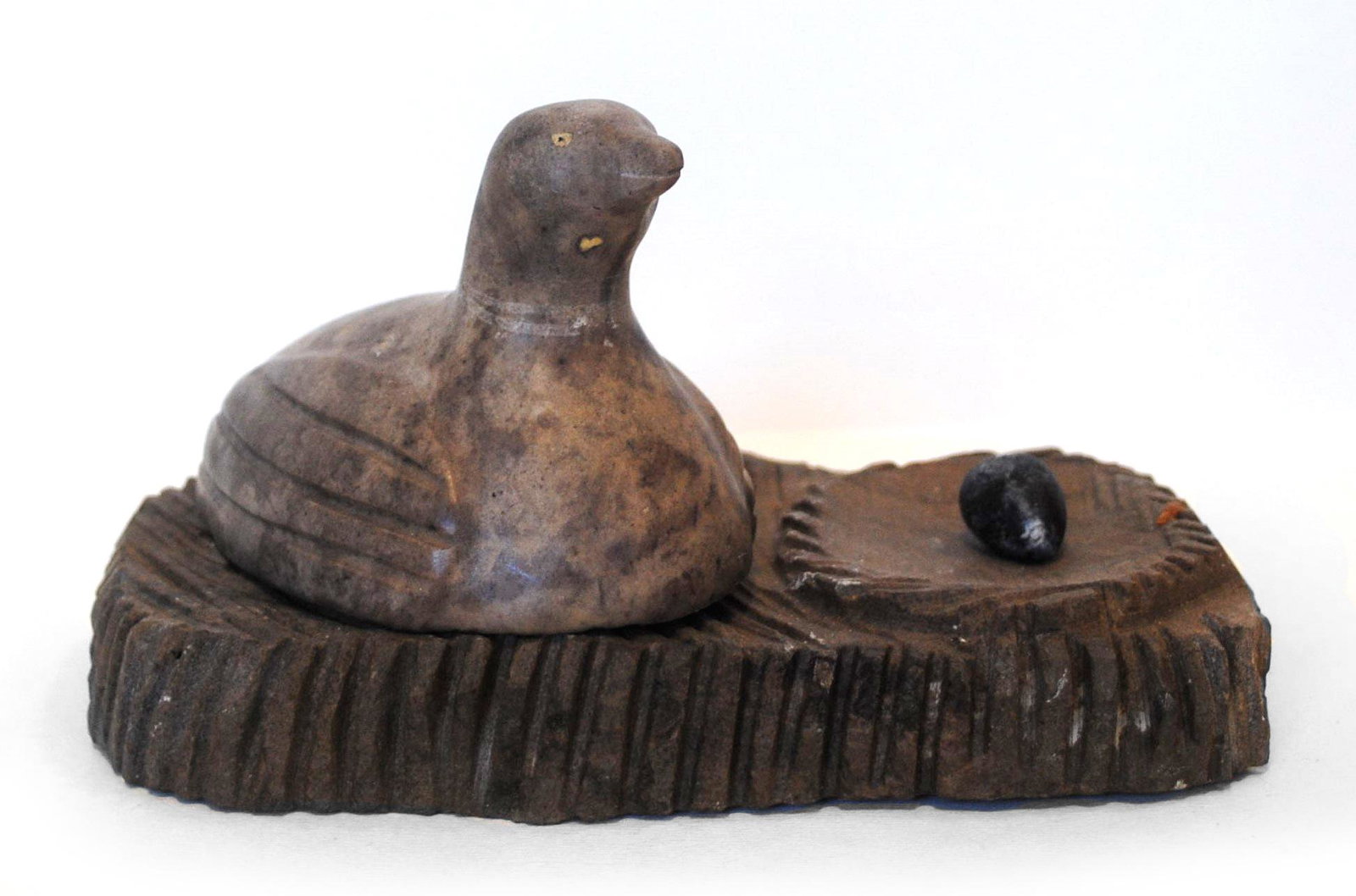 Louie Makkituq's "Loon Nesting" Sculpture (1 of 6)