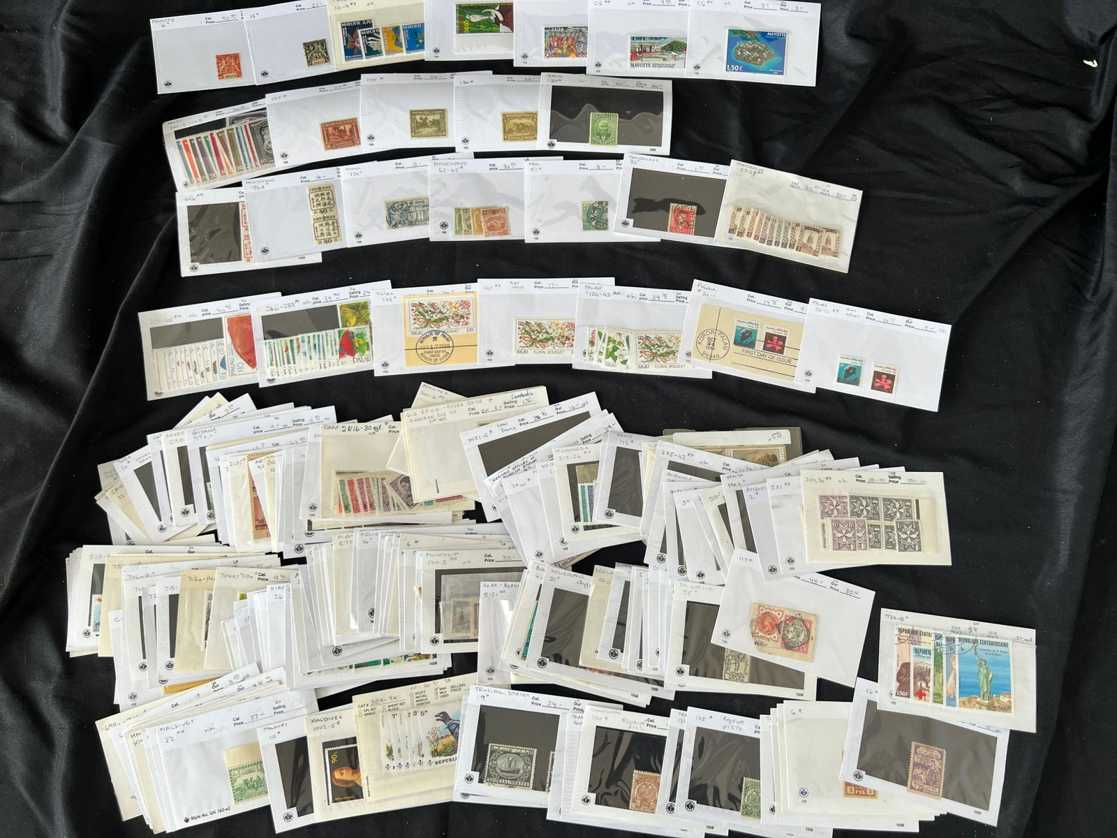 Supplies, A world group of supplement pages, includes Minkus (28), Scott(16), Leuchtturm(8), Harris: Supplies, A world group of supplement pages, includes Minkus (28), Scott(16), Leuchtturm(8), Harris (4) Stanley Gibbons (GB 6), plus 18 other companies, as new in original packets, appears f -vf