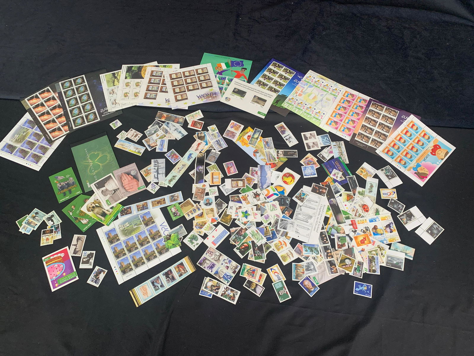 Ireland (Eire) 2002 to 2017, a MNH selection in packets from Irish Post (1 of 6)