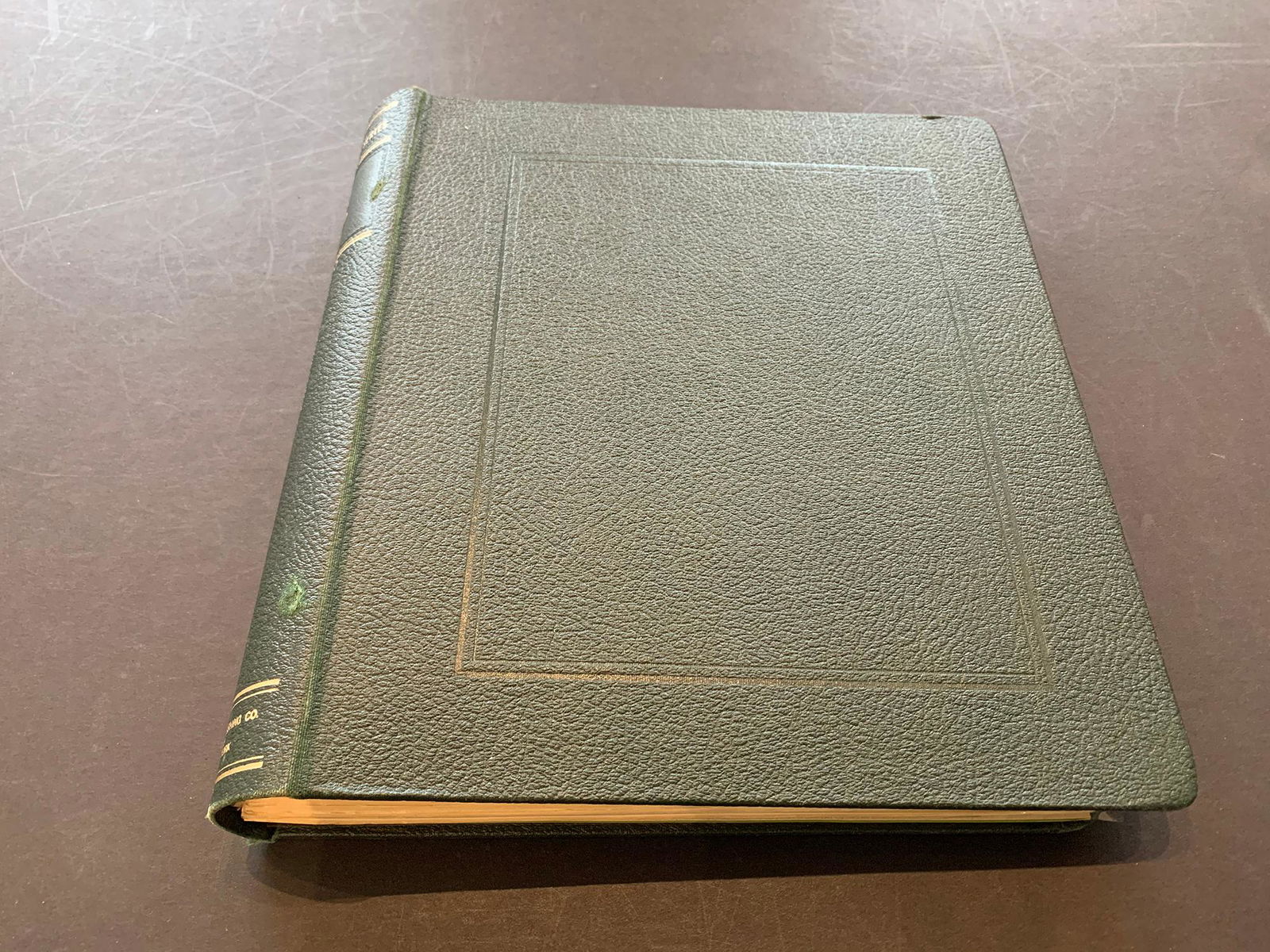 Sweden 1858-1985 #8/#1527 Collection Mint/Used: A mint and used Sweden collection from 1858 -1985 #8/#1527. This is a bit of a better collection containing a good number of earlies, only early BOB including Semis/Officials/Dues, souvenir sheets, bo