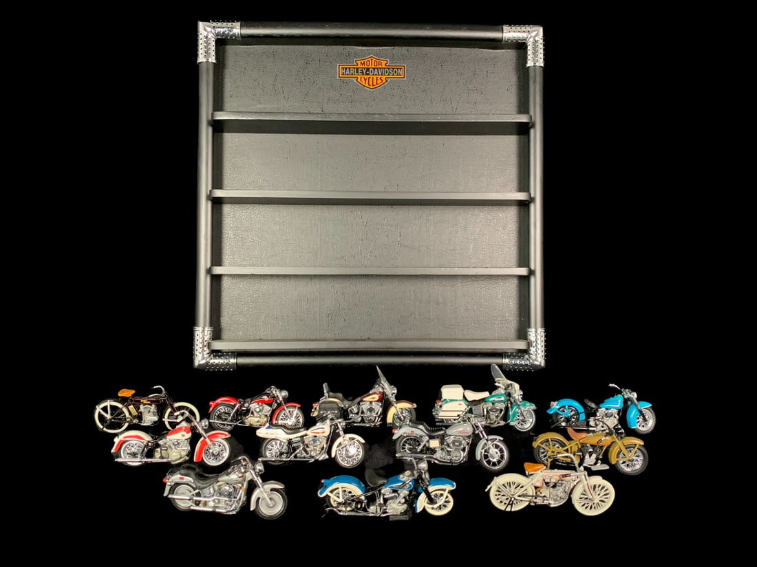 Harley Davidson Franklin Mint Motorcycle Figurines (1 of 9)