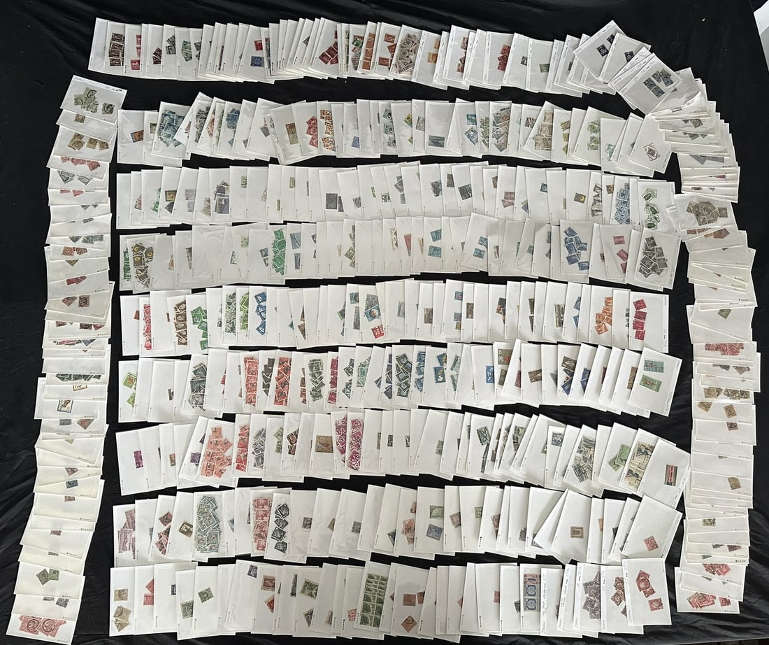 Japan Dealer Stock #40/#2533 + #B8/#C41 Mint/Used: A mint and used Japan dealer stock of thousands on identified and priced 104's from #40/#2533 plus #B8/#C41. Heavily duplicated in most places, and ready for resale. Includes a fair amount of material