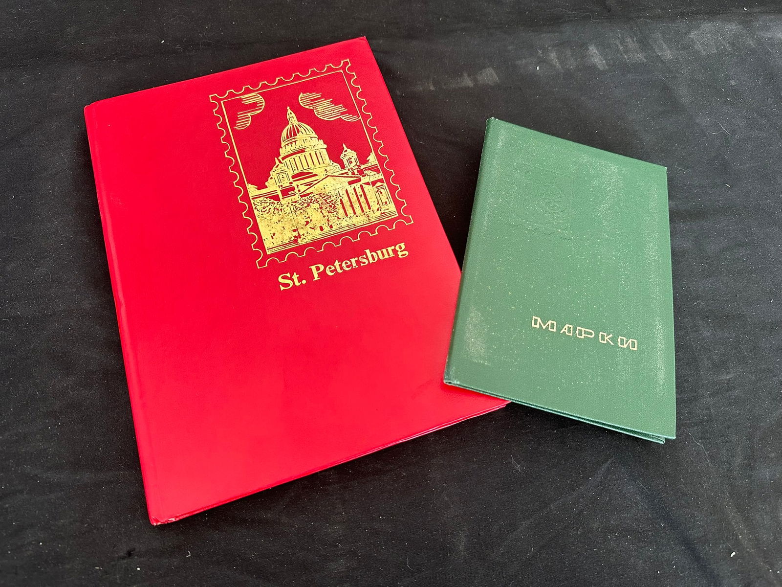 Russia 1966 to 1986 a MH and used acumulation in a stockbook , with many sets singles and souvenir (1 of 10)