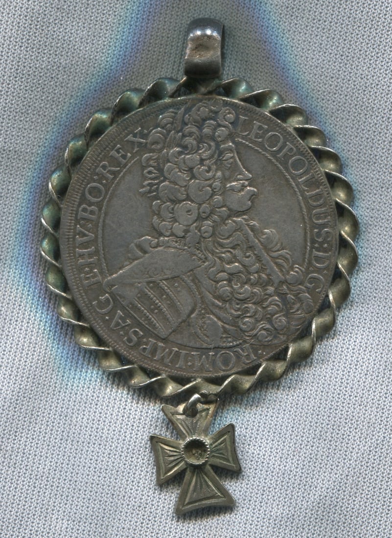 Austria 1705 (Emperor Leopold I) silver one Thaler coin, well stuck, please note coin has een (1 of 2)