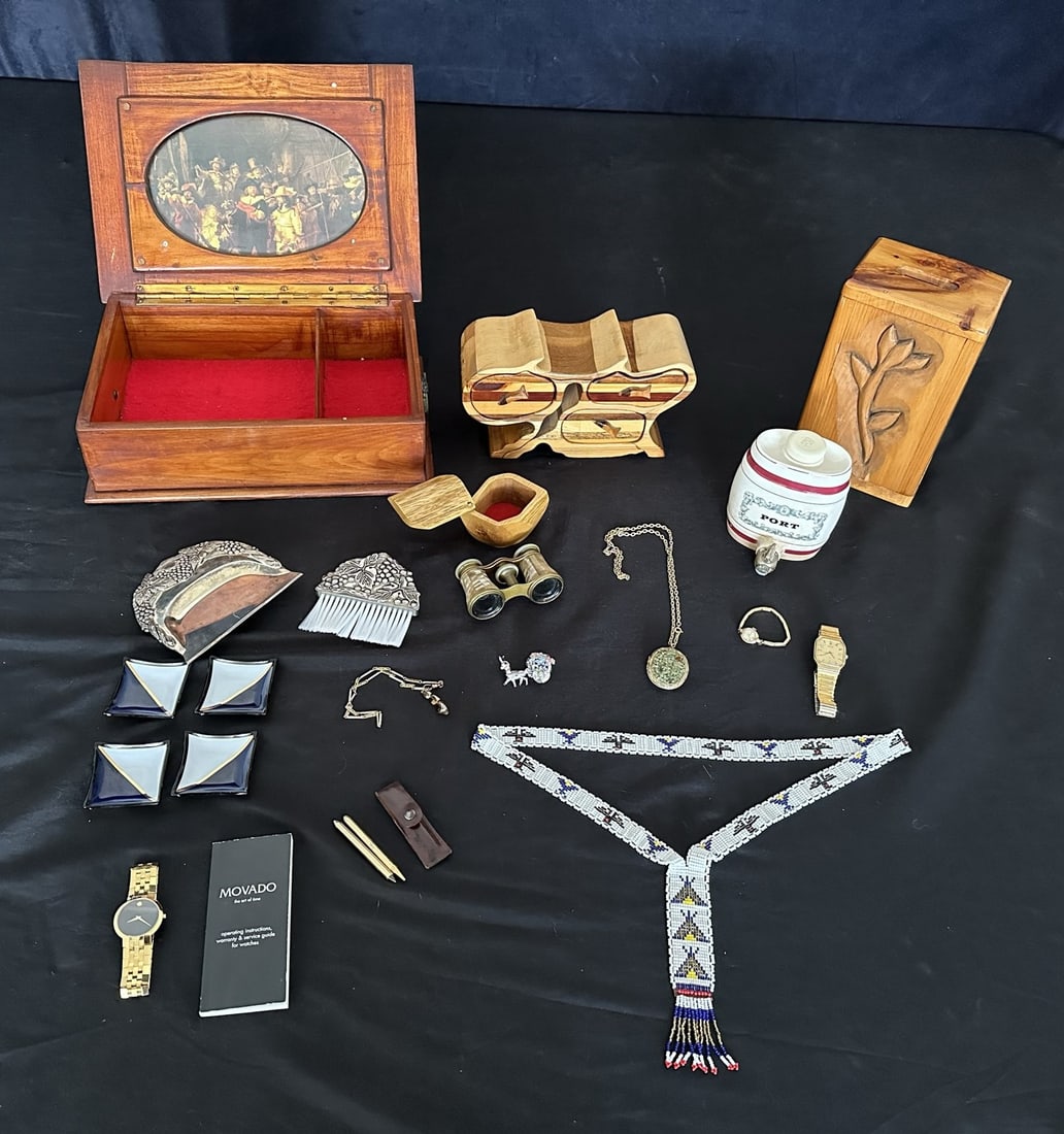 Jewlery, Jewelry Boxes & More (1 of 6)