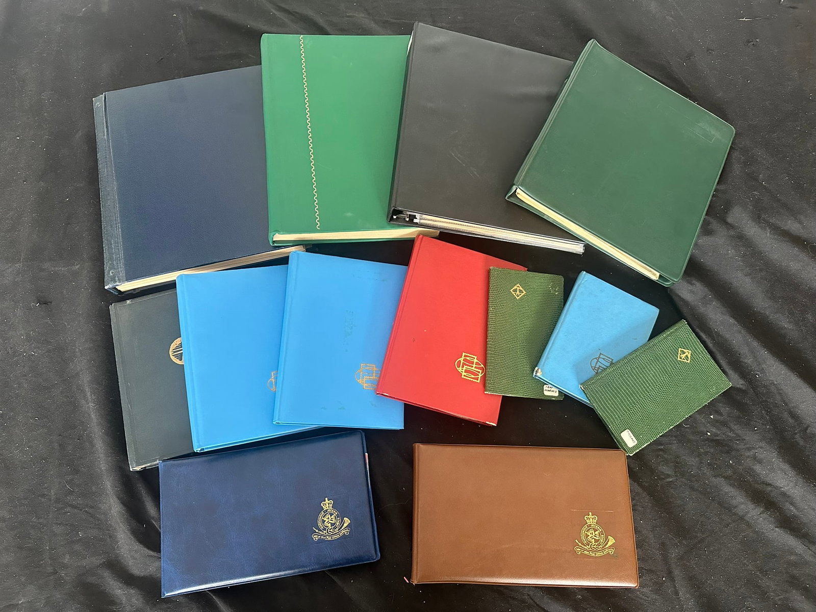 A worldwide accumulation in fourteen albums and stockbooks, 1900s to 1990s, includes Japan, Great: A worldwide accumulation in fourteen albums and stockbooks, 1900s to 1990s, includes Japan, Great Britain, Australia, Canada Germany and Monaco (mint) British Commonwealth used, World used expect dupl