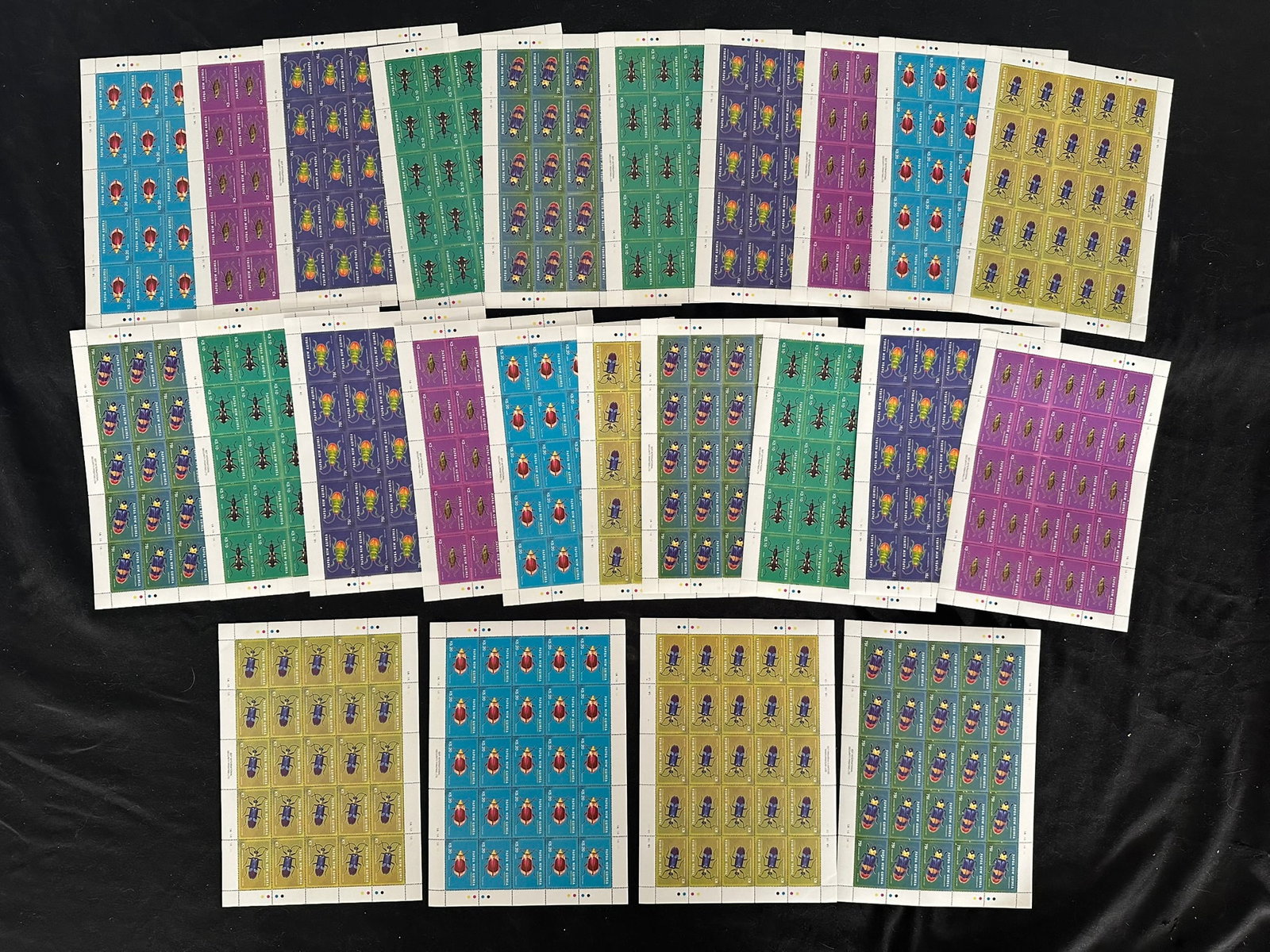 Papua New Guinea, 2005, #1182/ #1185, a MNH group of four complete sets in sheets of 25, Scott value (1 of 4)