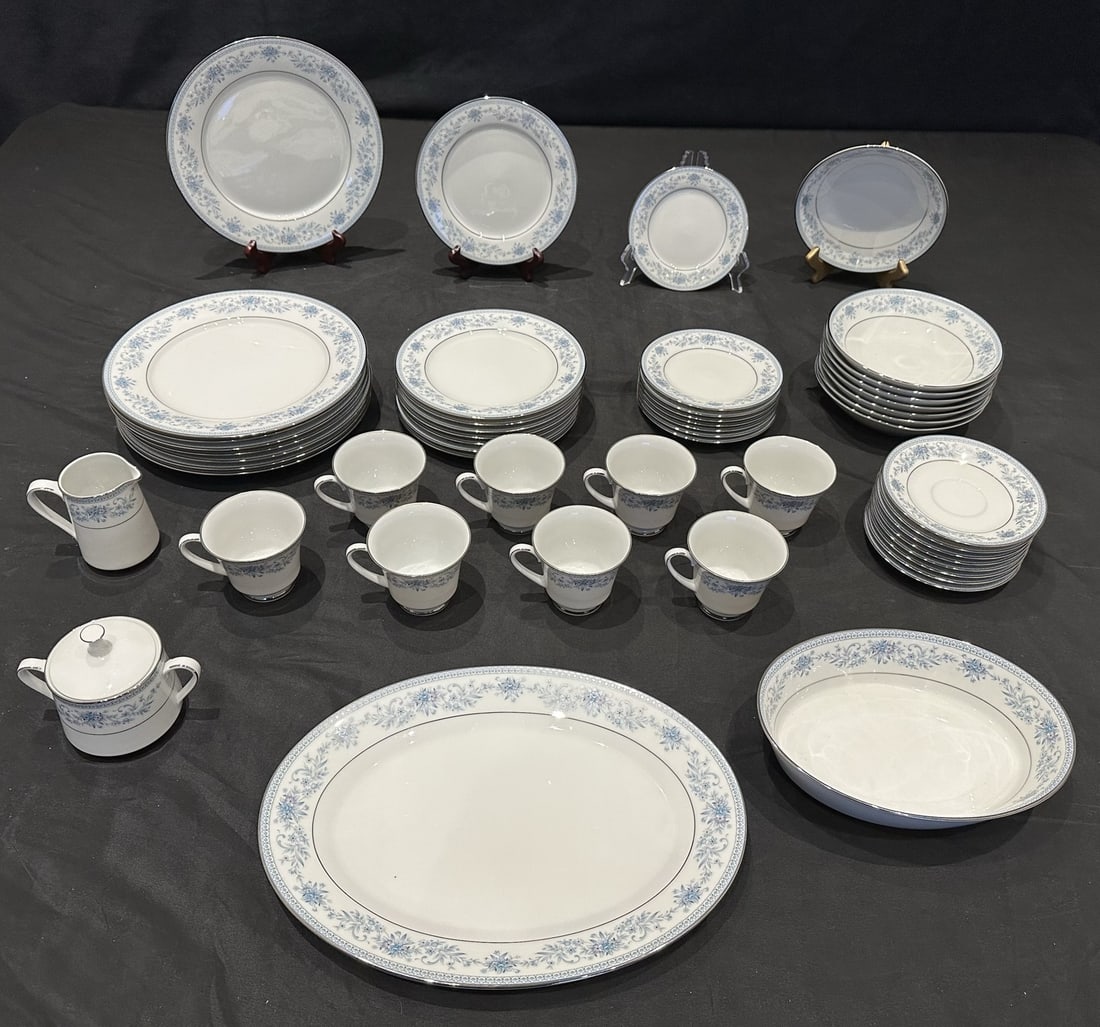 Noritake Blue Hill 2482 Servingware Set: A beautiful Noritake Blue Hill 2482 set of servingware. All appear to be in excellent condition without any breaks, chips, crazing, or damage to the guilding. The Noritake stamp on the bottom of all o
