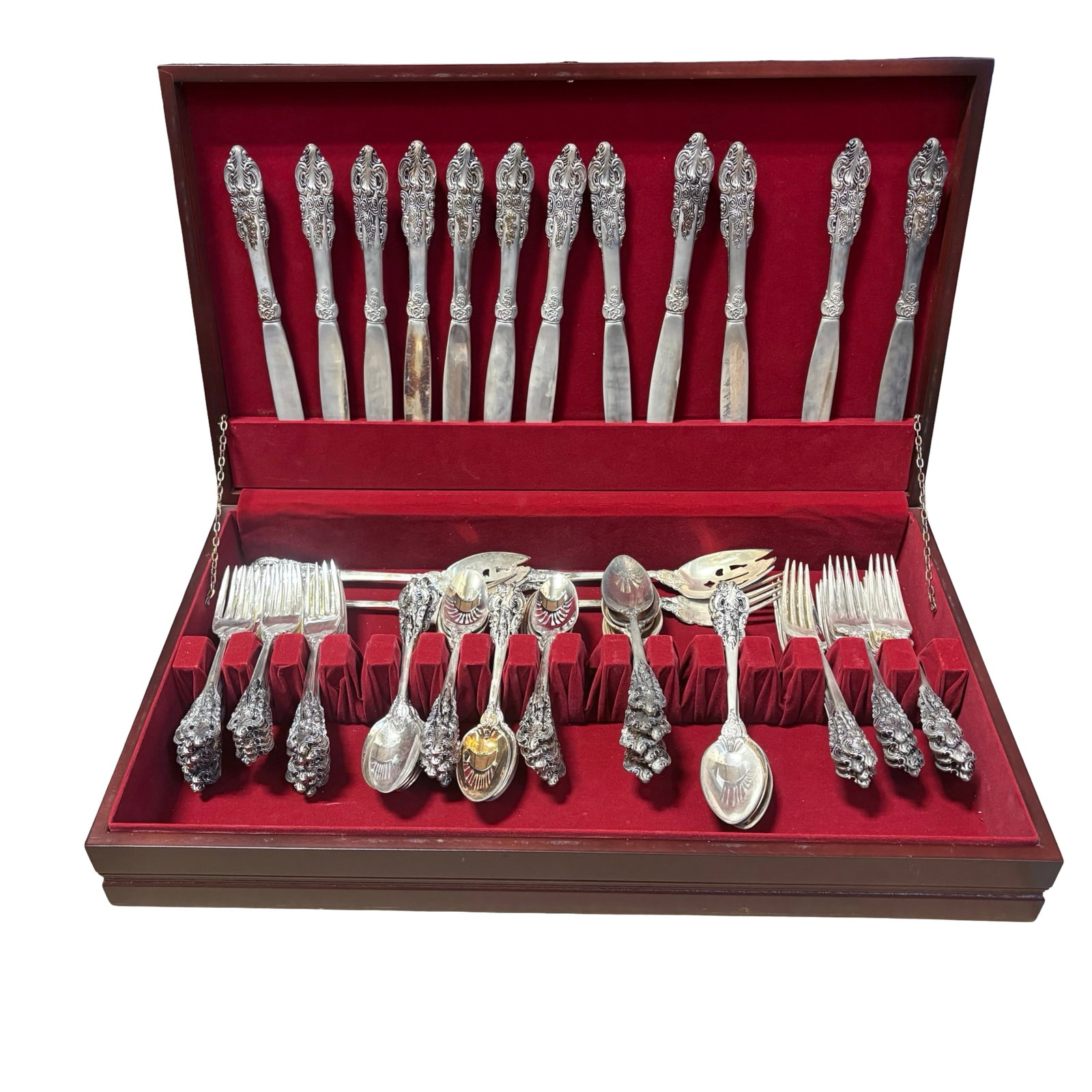 Godinger Baroque 88-Piece Silverplate Flatware Service - Ornate Rococo Revival Cutlery, Serving: An impressive and unusually extensive 88-piece Baroque by Godinger silverplate flatware service, distinguished by the lavish sculptural ornament for which this highly decorative pattern is sought. Dra