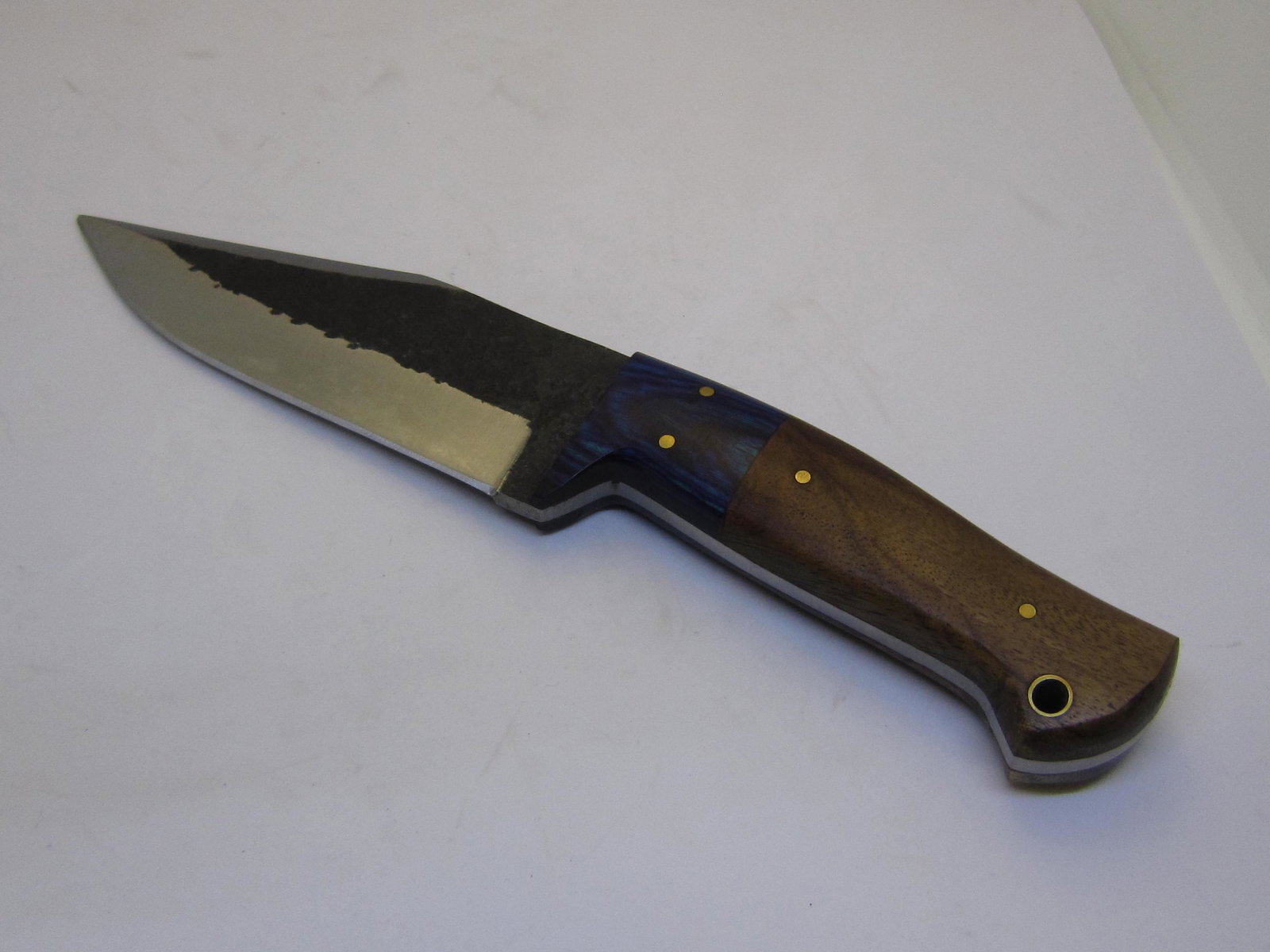 Handmade Collection High Carbon Steel Fix Blade Knife: Handmade Collection High Carbon Steel Fix Blade knife 9.5 inches Overall. Wood Handle Include leather Sheath. Weight: 5 LBS.