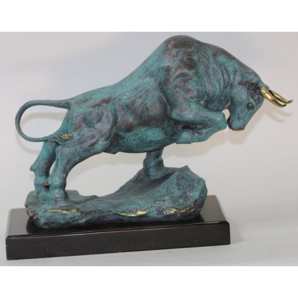 Charging Bull Bronze Sculpture (1 of 9)