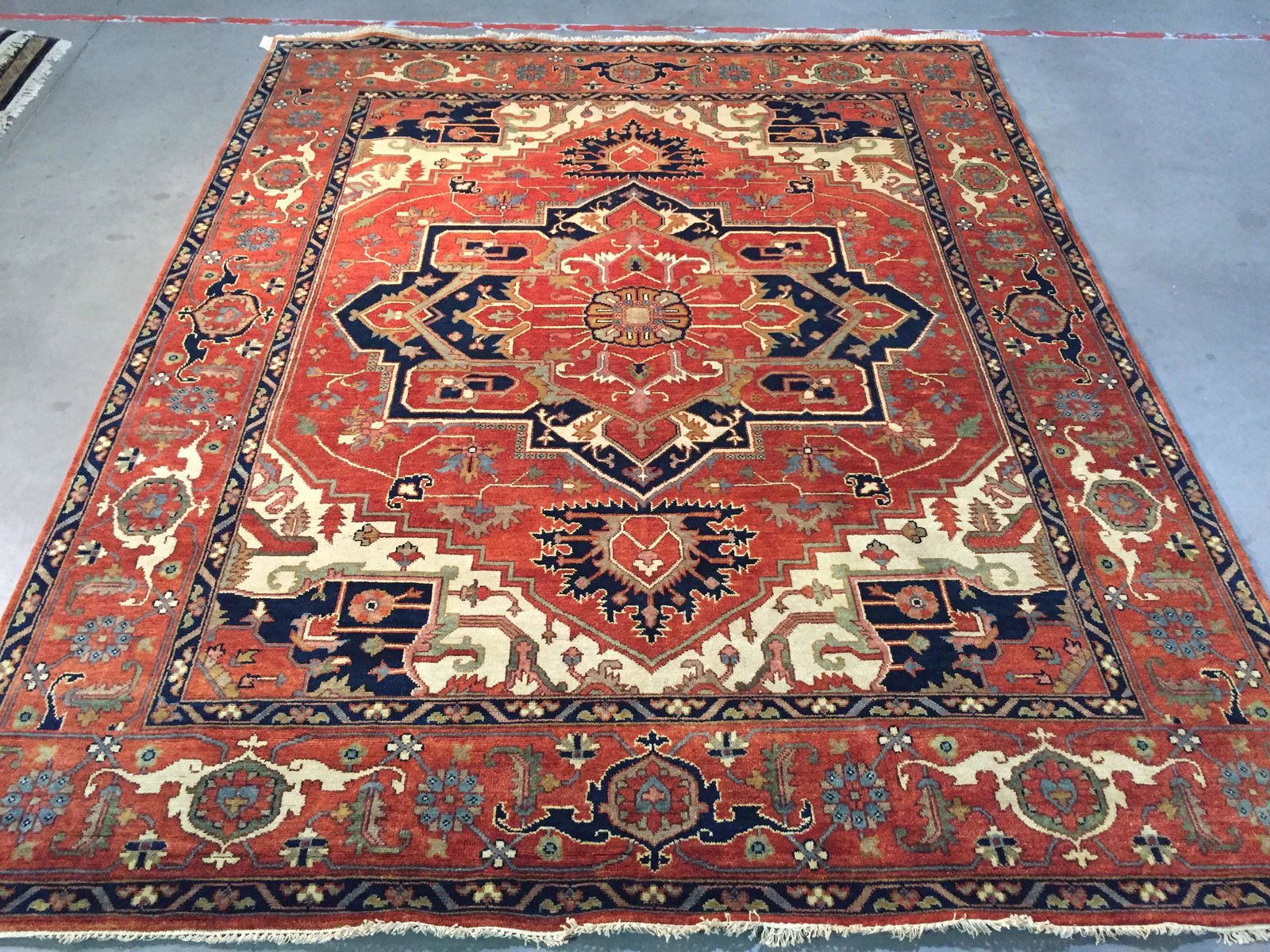 MAGNIFICENT HAND-KNOTTED SERAPI WOOL RUG 8'X10' (1 of 9)