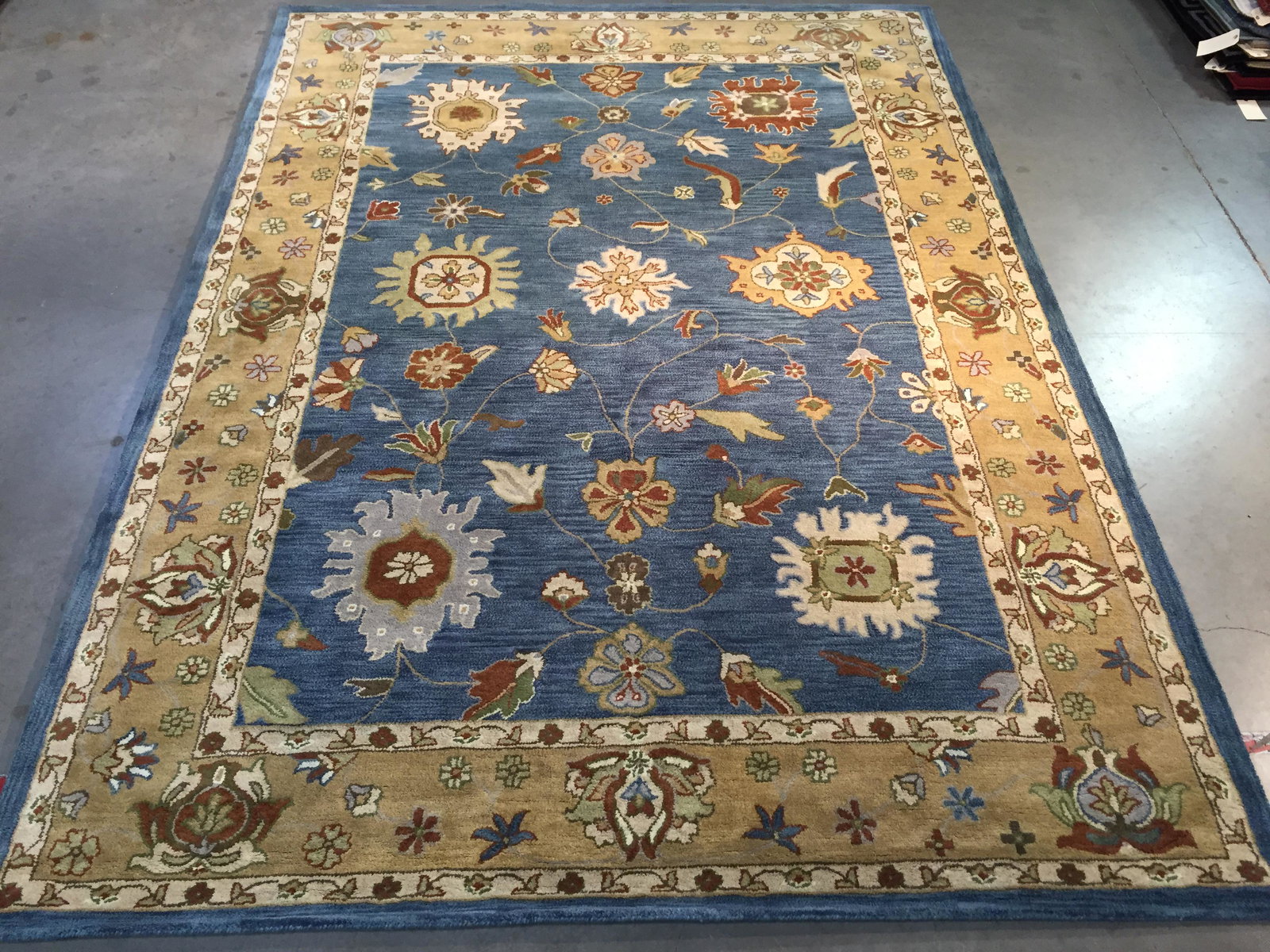 DECORATIVE WOOL HAND MADE RUG 8x11 (1 of 9)