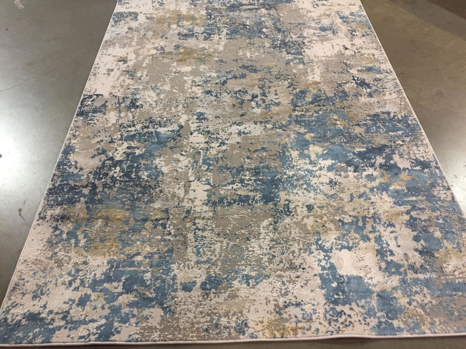 MODERN DESIGN RUG 6x8 (1 of 5)