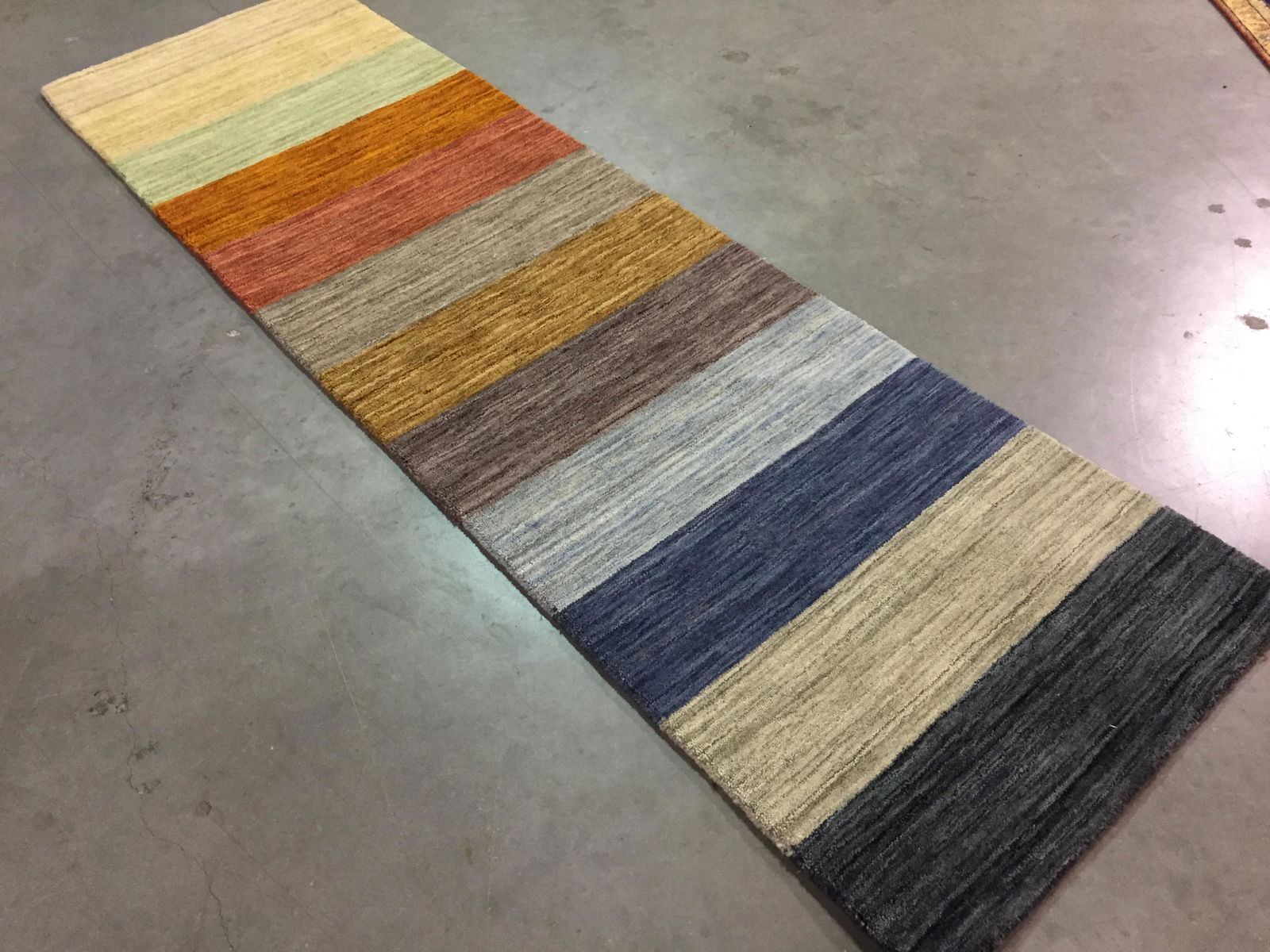 MODERN RUNNER 8 FT (1 of 6)