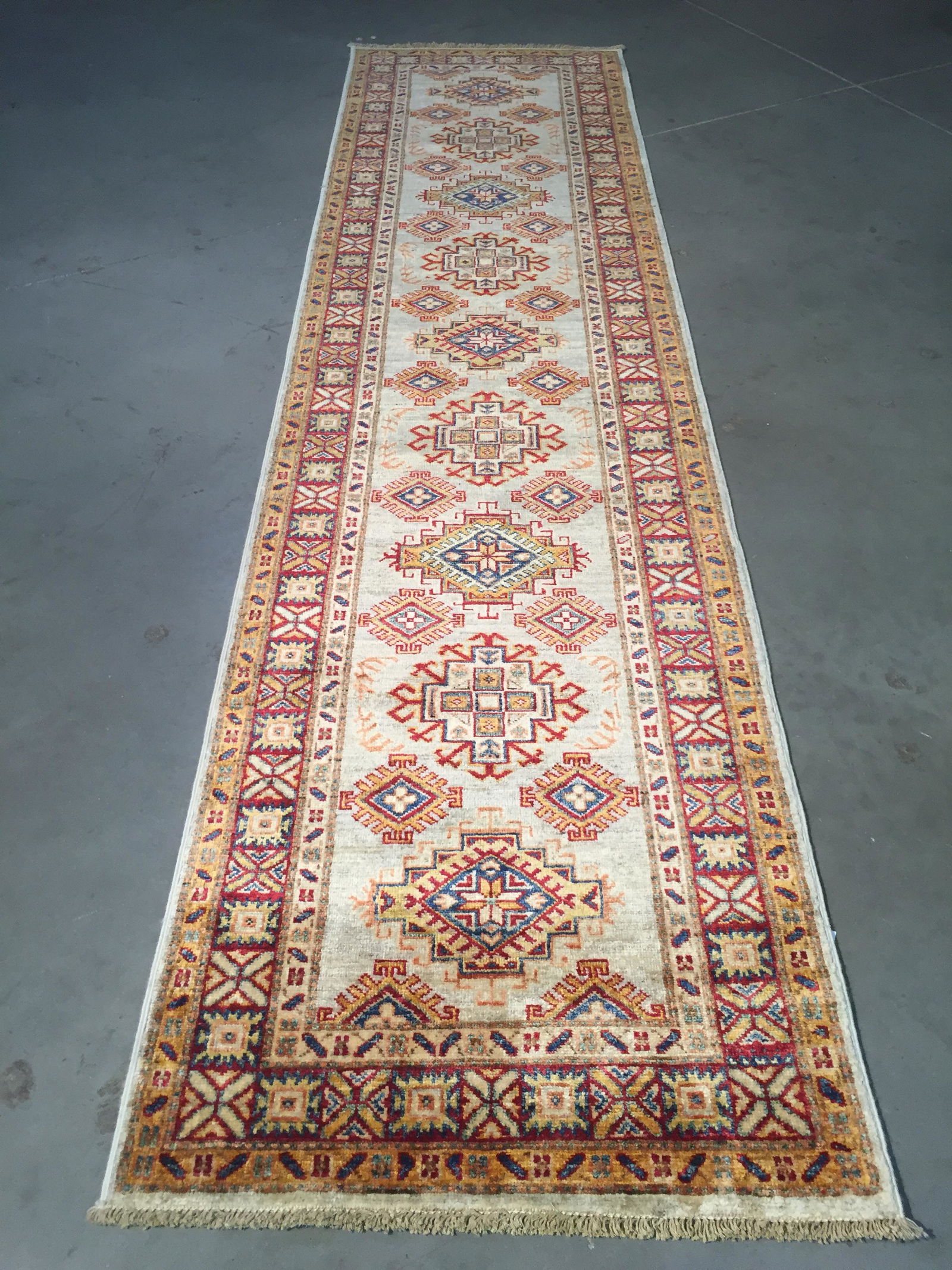 August 14 Online Rug Auction Prices 274 Auction Price Results