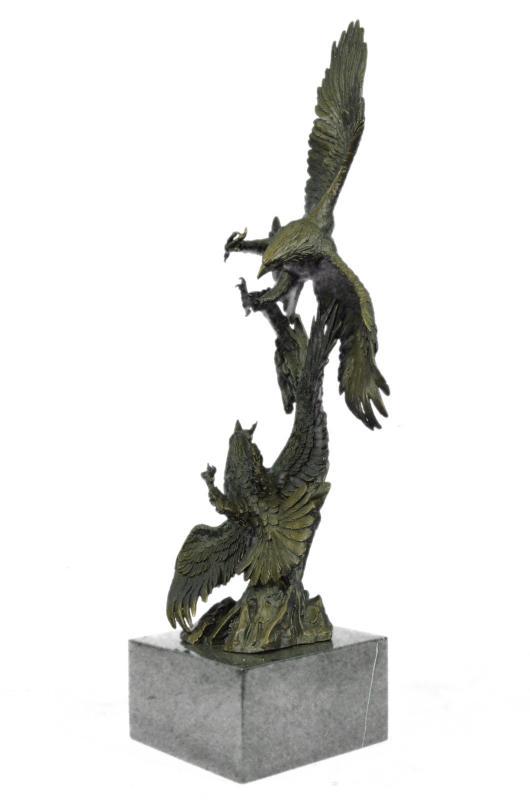 Two Fighting Eagles Wildlife Bronze Sculpture (1 of 9)