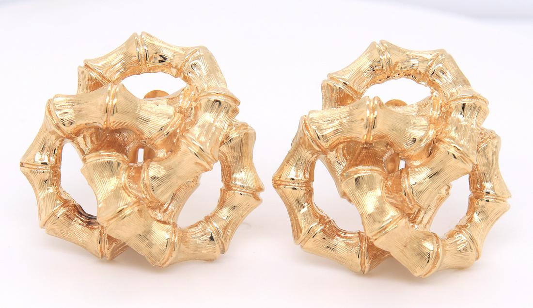 Delightful Yellow Gold Interlocking Bamboo Circle Earrings (1 of 5)