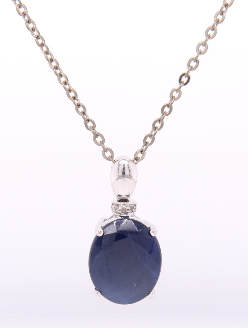 Fantastic White Gold Oval Blue Sapphire Pendant on Chain Necklace (1 of 5)